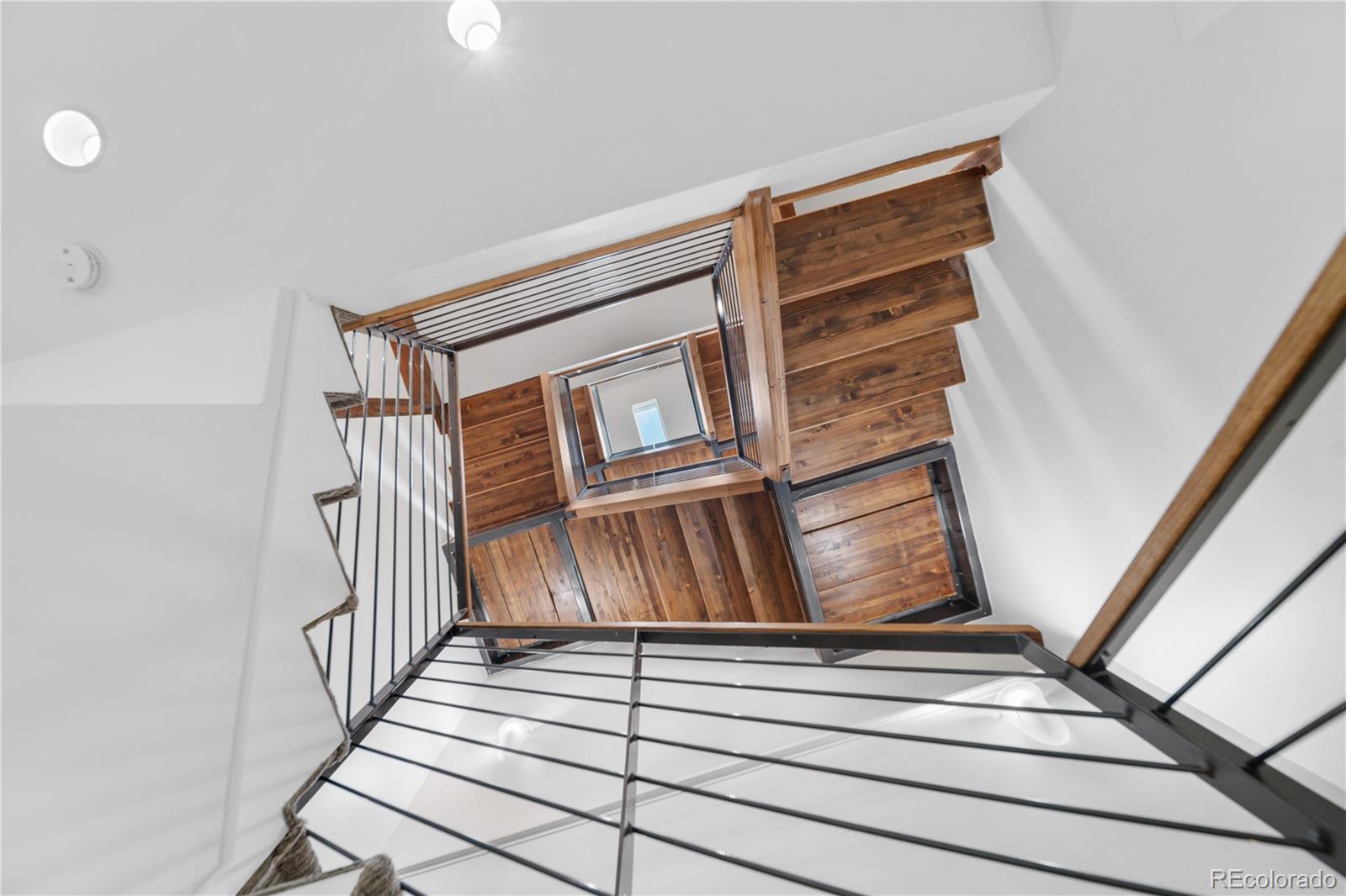 MLS Image #37 for 2047 n race street,denver, Colorado