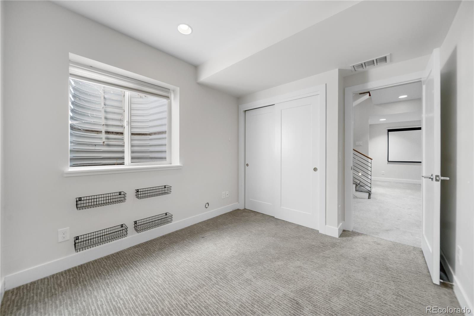 MLS Image #39 for 2047 n race street,denver, Colorado