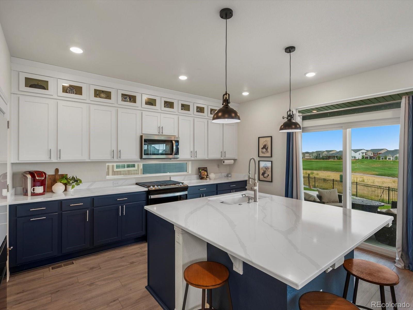 MLS Image #10 for 11033  olathe street,commerce city, Colorado