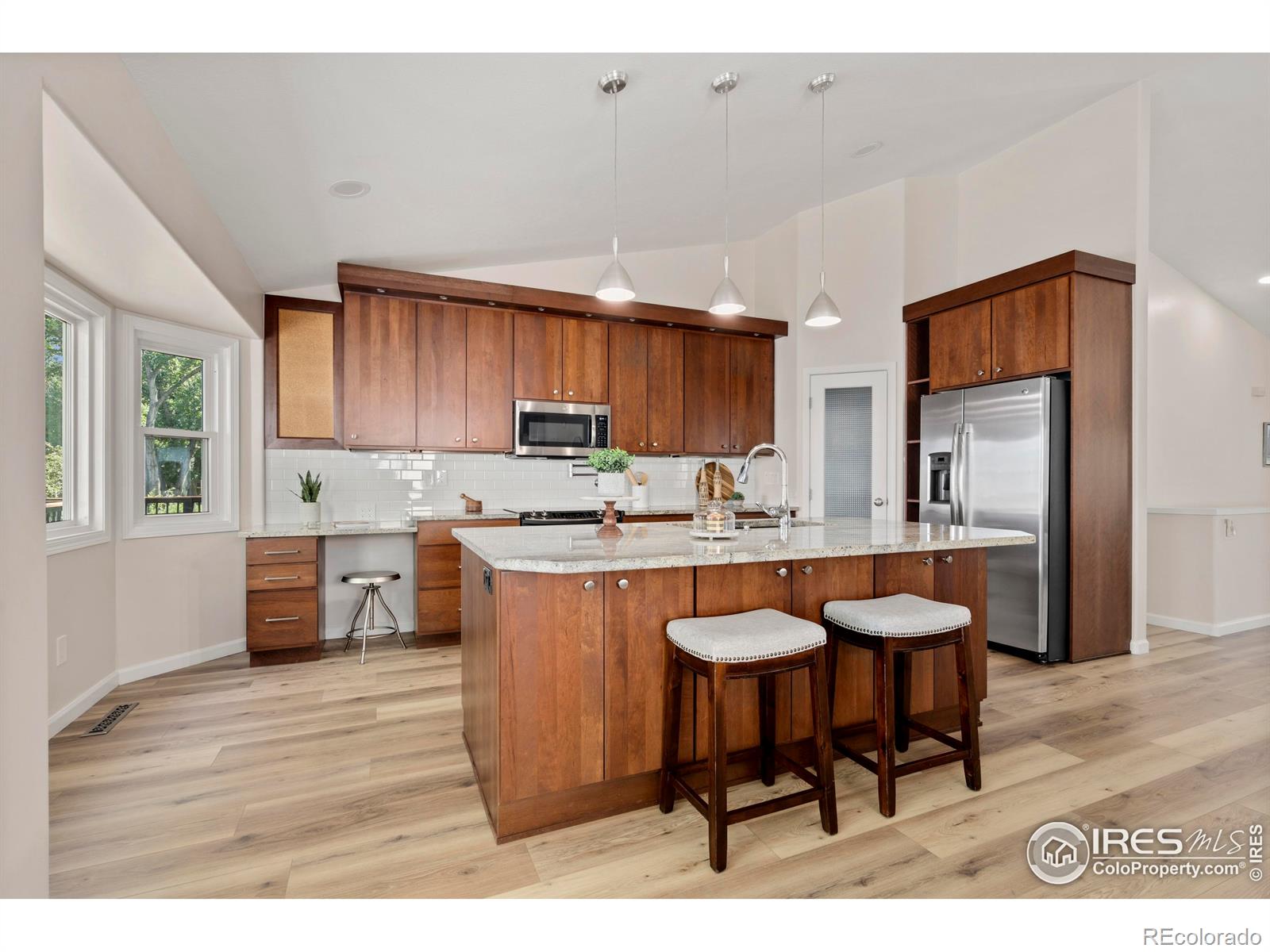 MLS Image #10 for 1493  park drive,loveland, Colorado