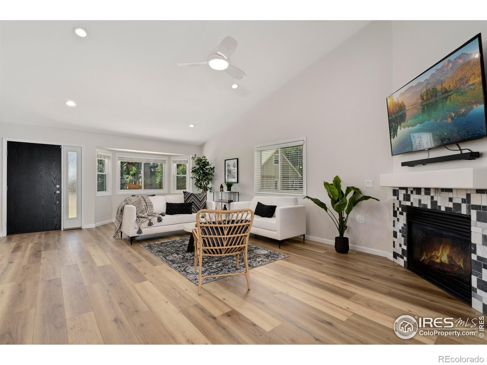 MLS Image #4 for 1493  park drive,loveland, Colorado