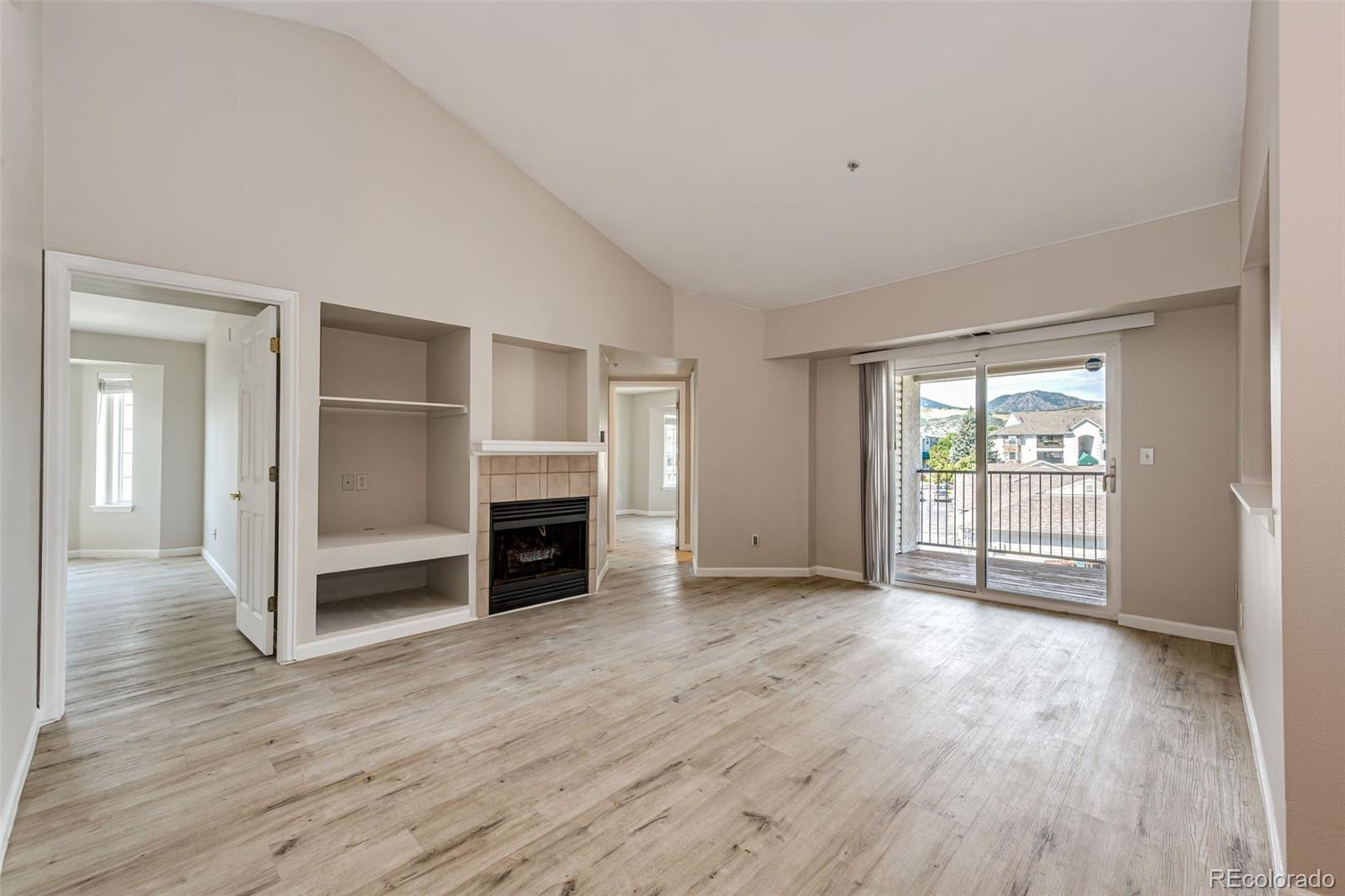 MLS Image #4 for 12233 w cross drive,littleton, Colorado
