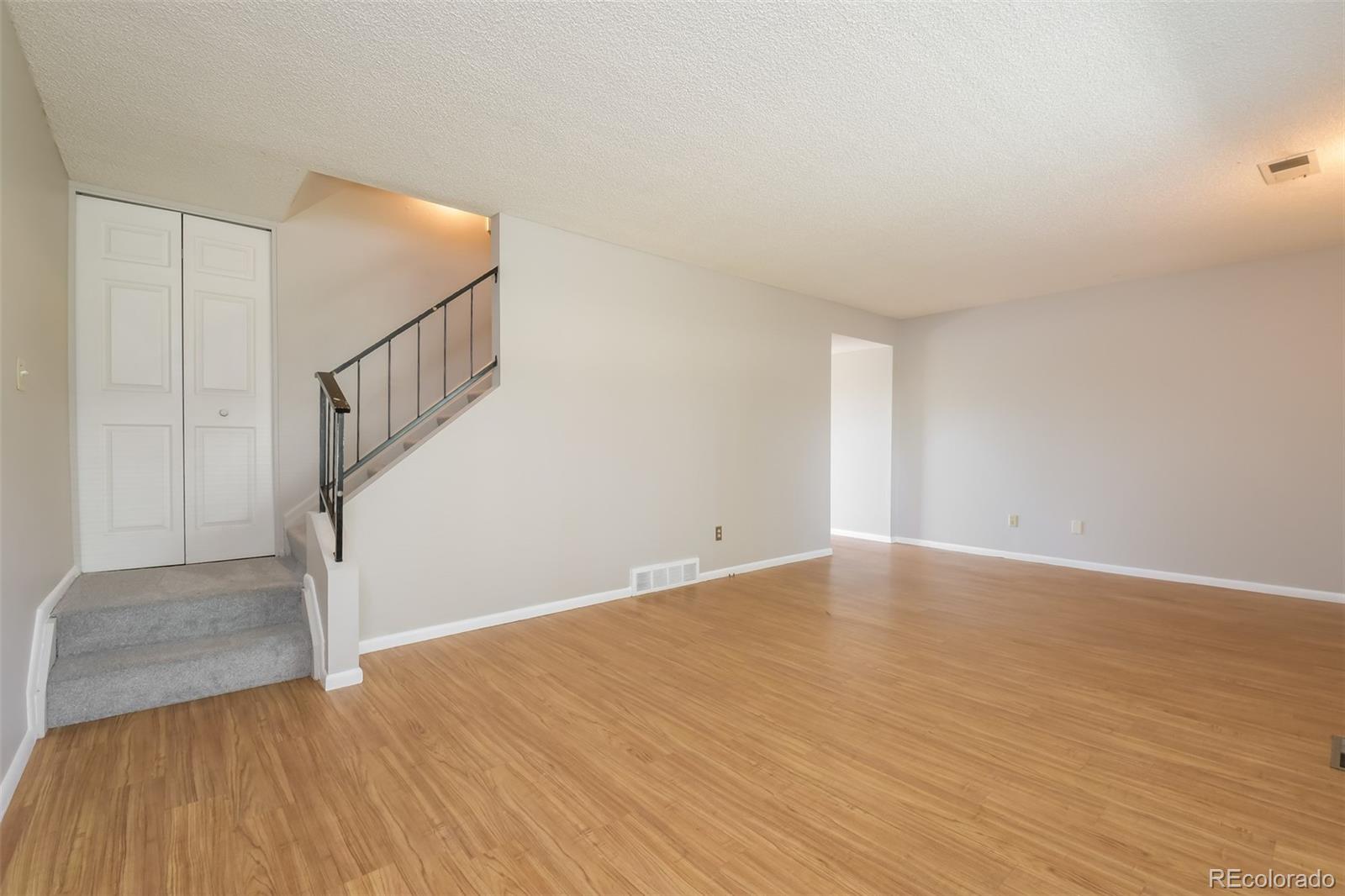 MLS Image #12 for 9054 e lehigh avenue,denver, Colorado