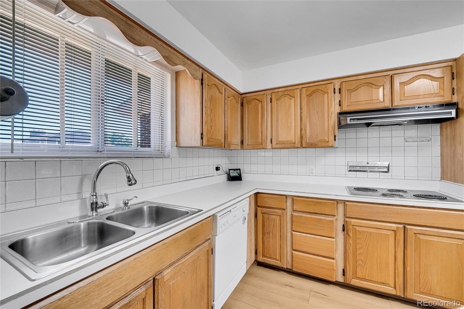 MLS Image #7 for 7141  cherry street,commerce city, Colorado
