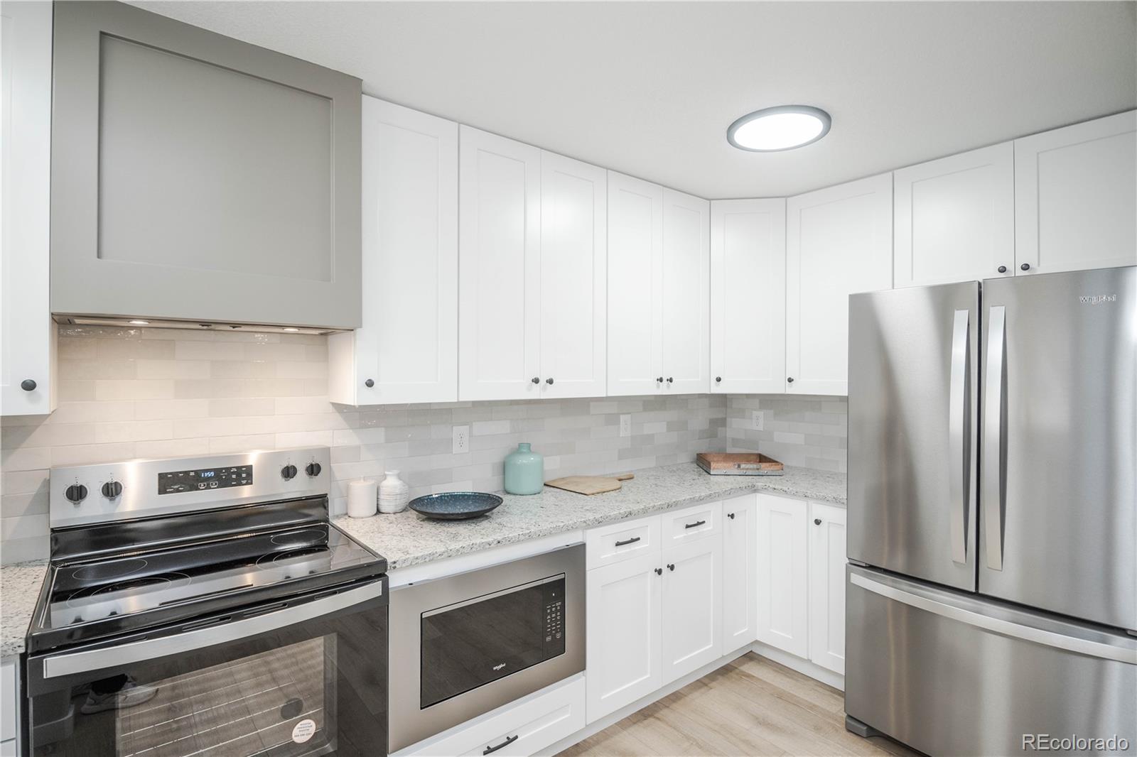 MLS Image #12 for 1150 s taos way,denver, Colorado