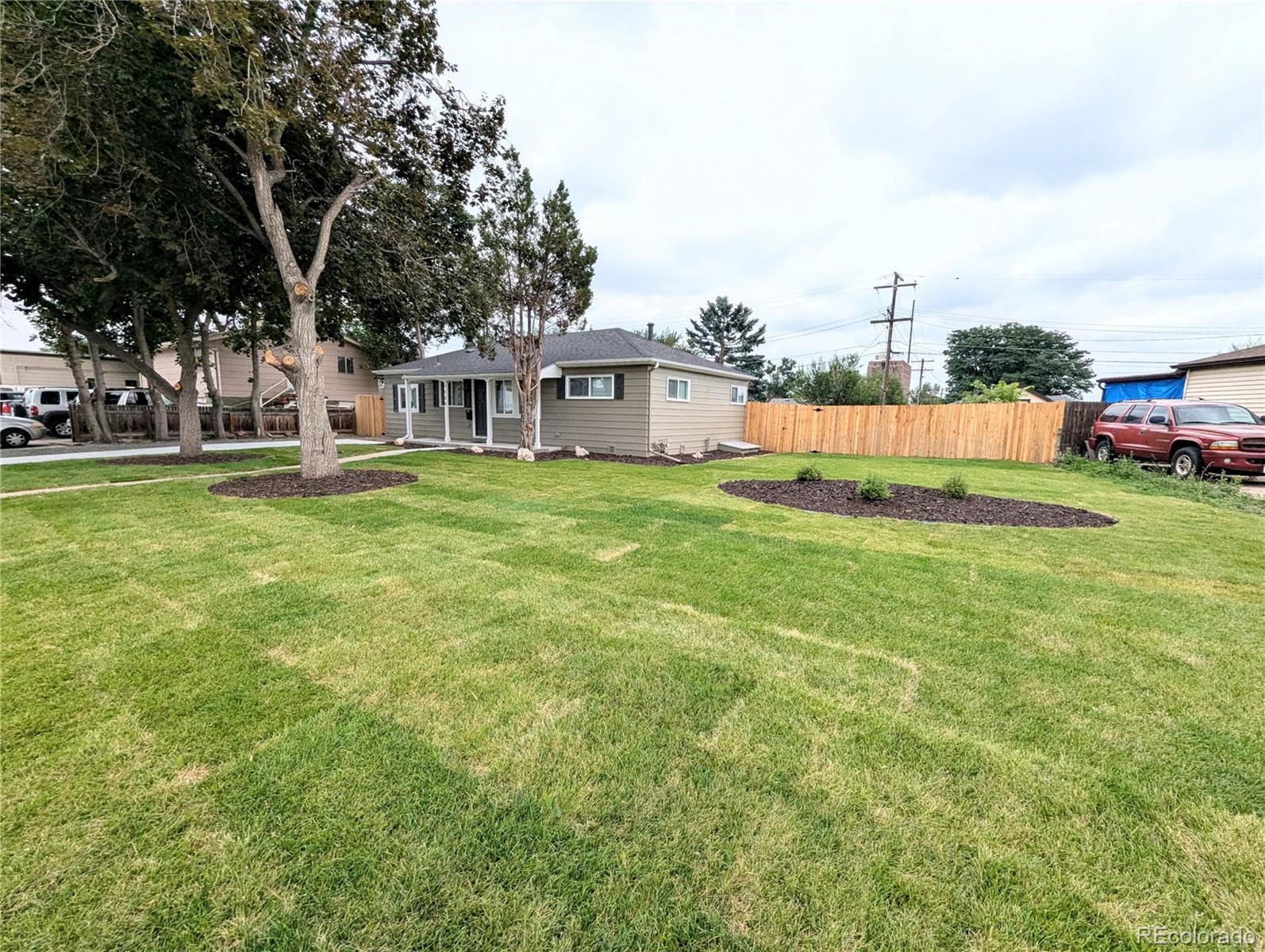 MLS Image #4 for 1150 s taos way,denver, Colorado