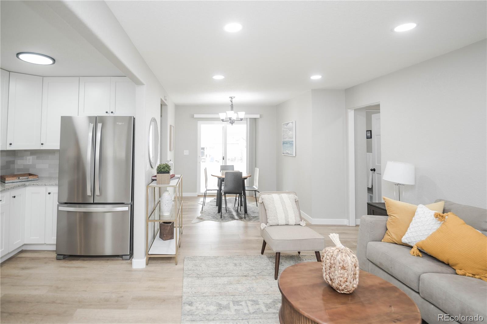 MLS Image #6 for 1150 s taos way,denver, Colorado