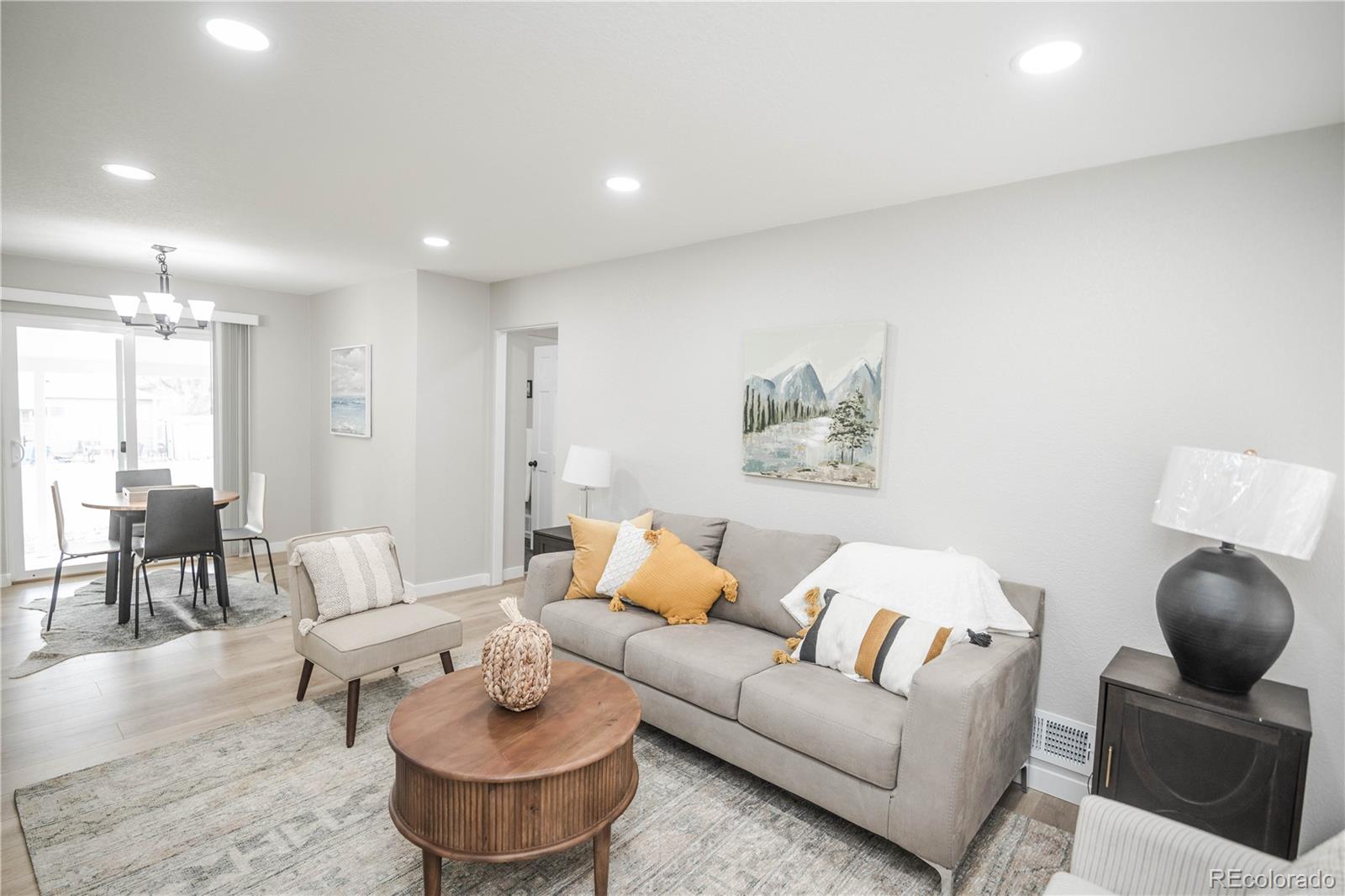 MLS Image #7 for 1150 s taos way,denver, Colorado