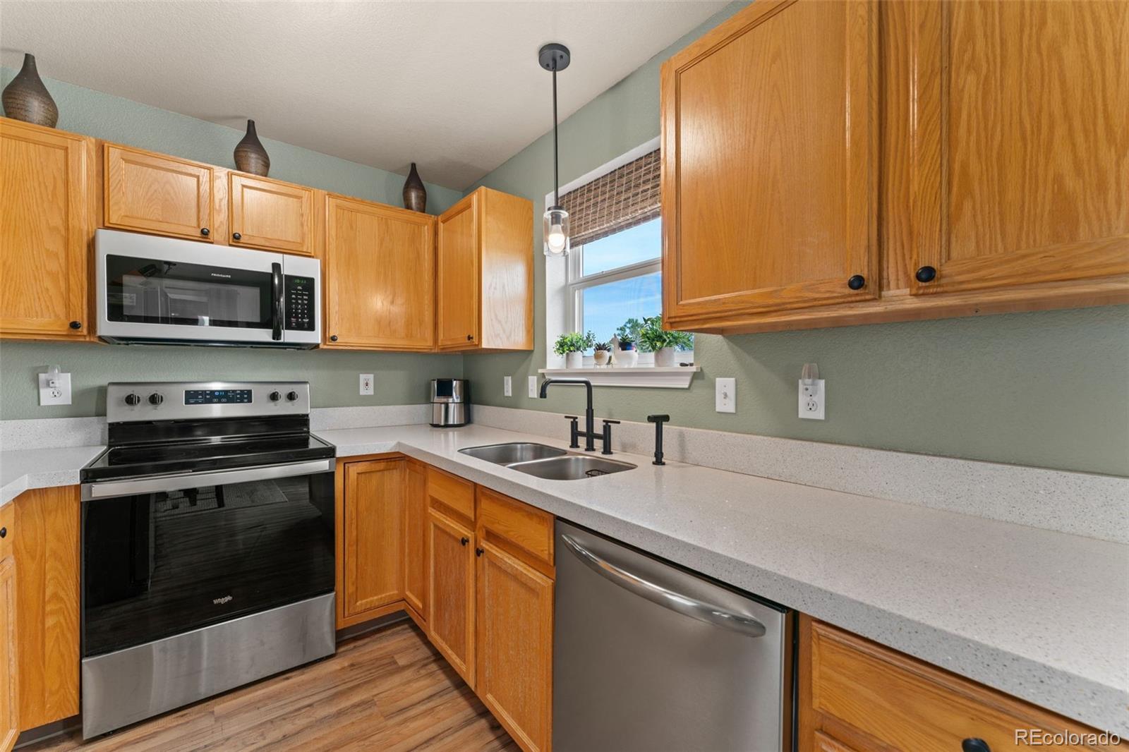 MLS Image #6 for 422  sterling lane,dacono, Colorado