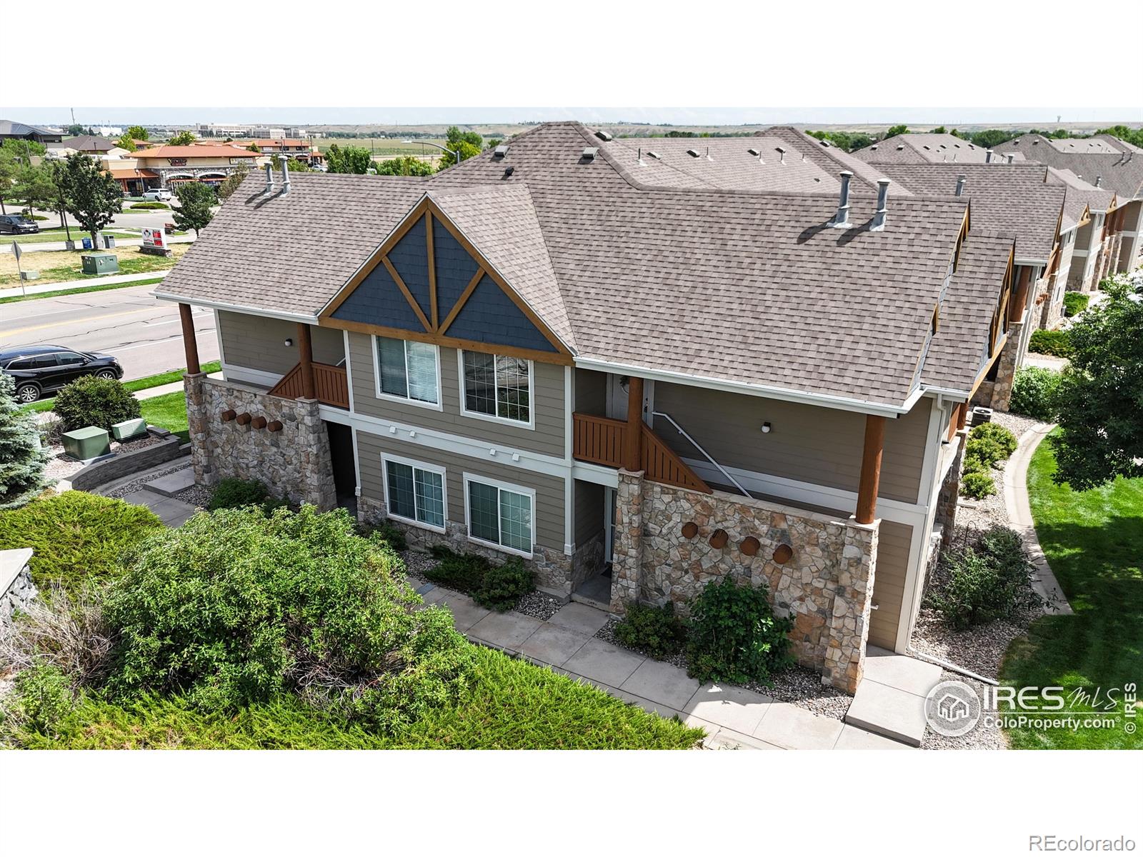 MLS Image #0 for 1335  lake circle,windsor, Colorado