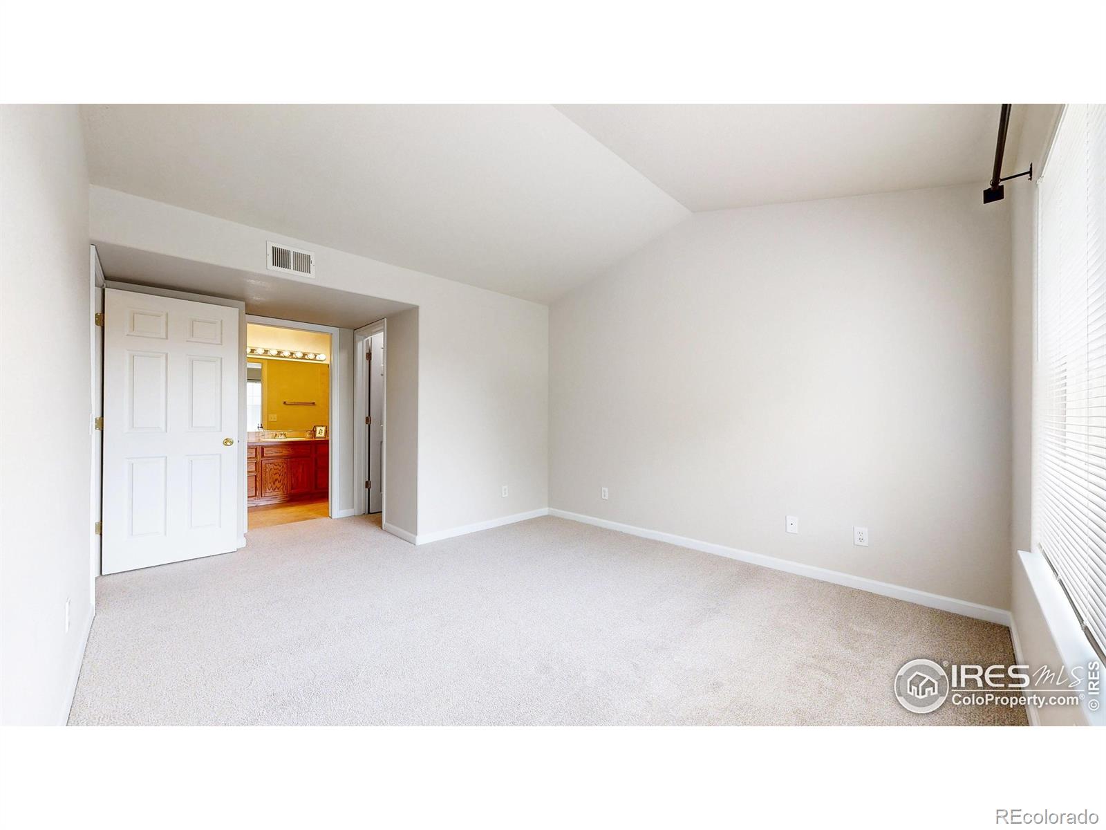 MLS Image #17 for 1335  lake circle,windsor, Colorado