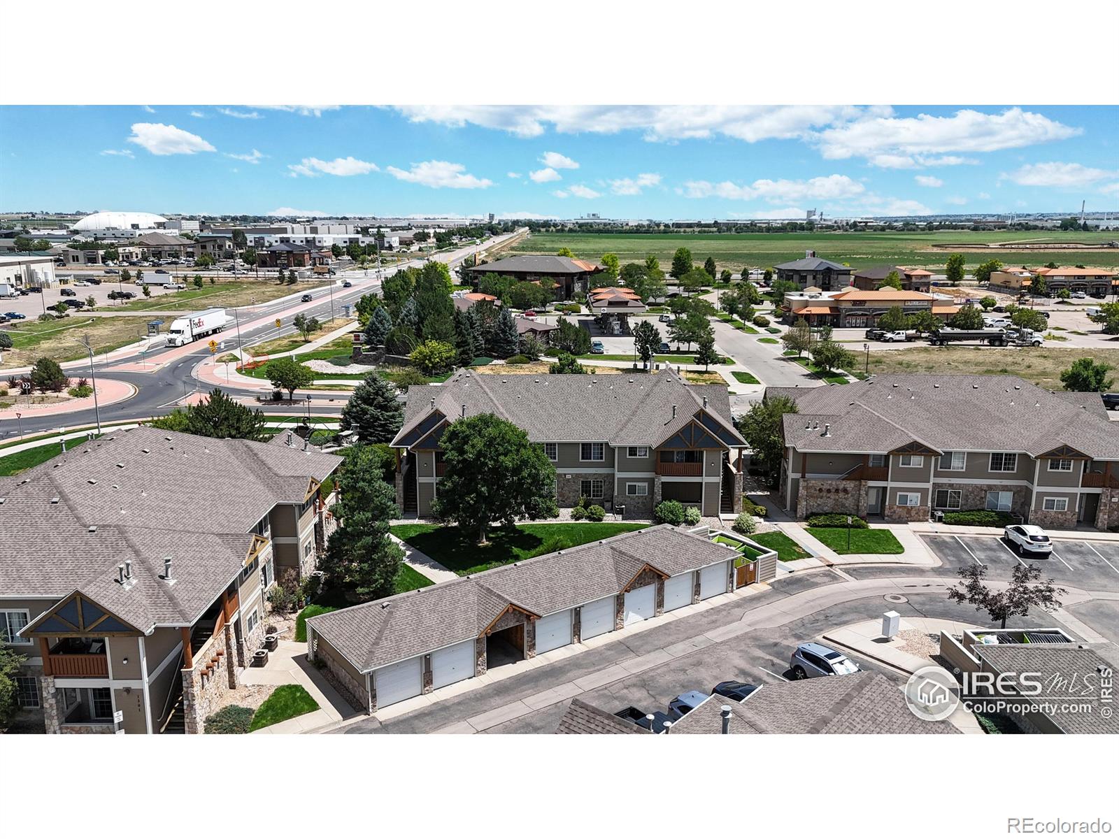 MLS Image #26 for 1335  lake circle,windsor, Colorado