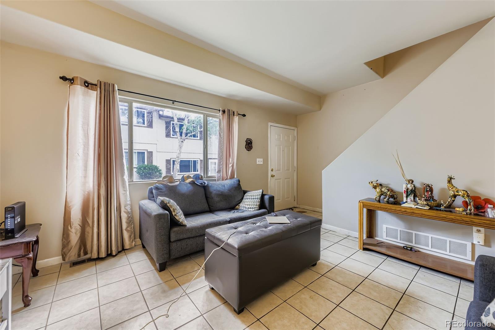 MLS Image #2 for 2626  devonshire court,denver, Colorado
