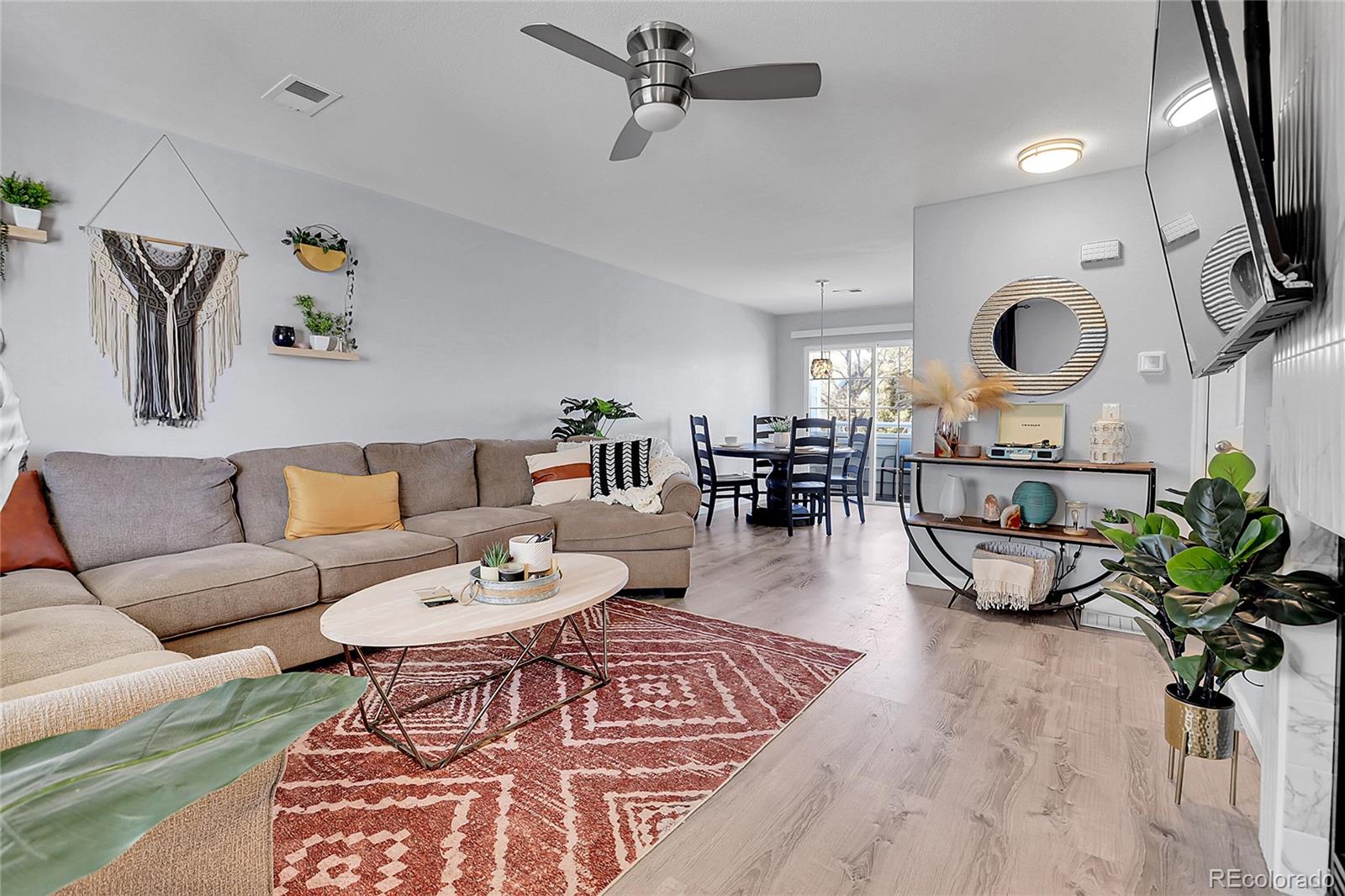 MLS Image #3 for 19152 e wyoming place,aurora, Colorado