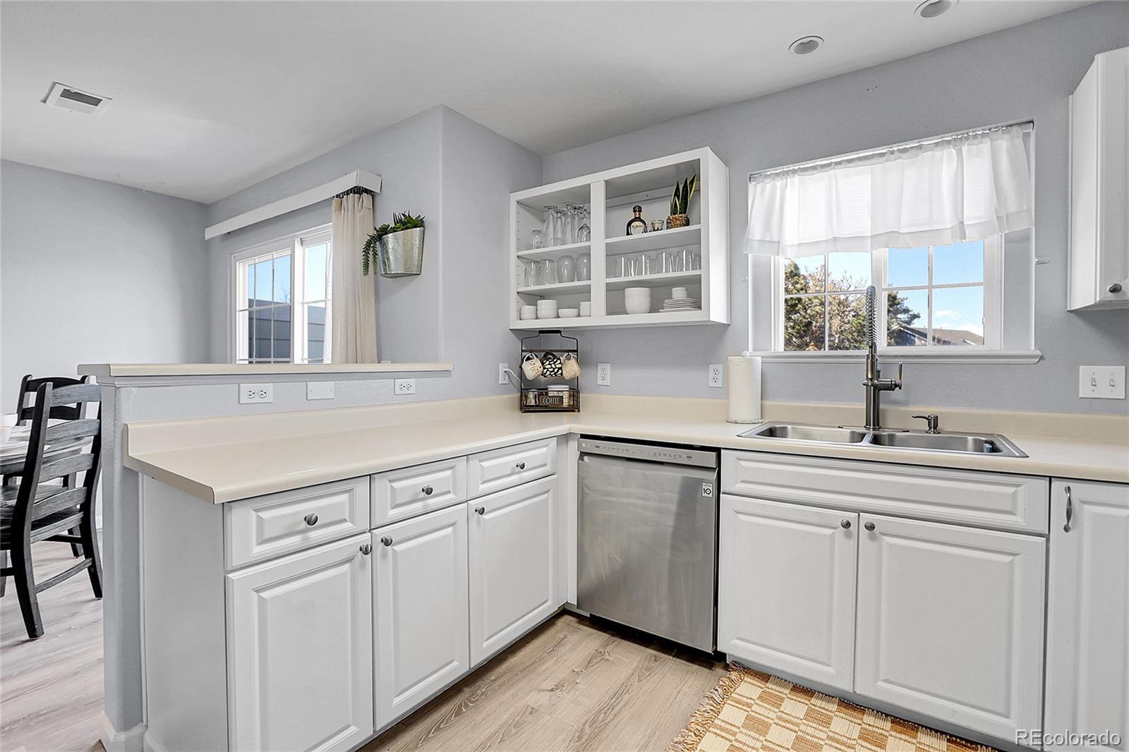 MLS Image #9 for 19152 e wyoming place,aurora, Colorado