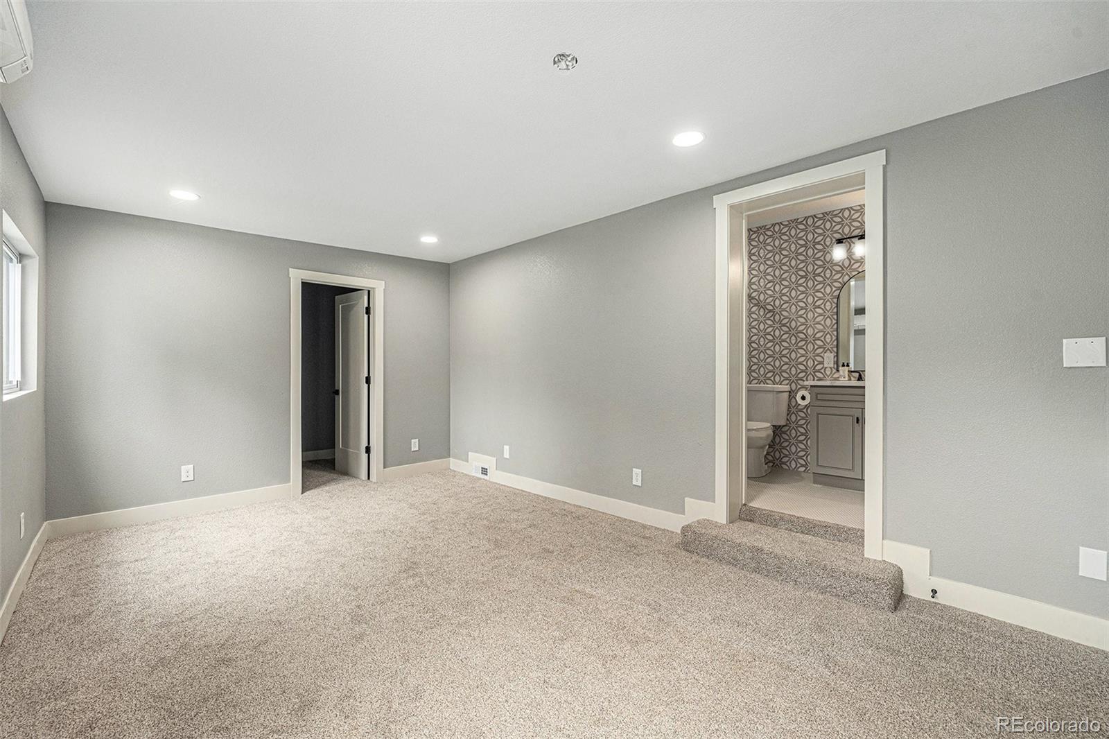 MLS Image #18 for 3440 w evans avenue,denver, Colorado