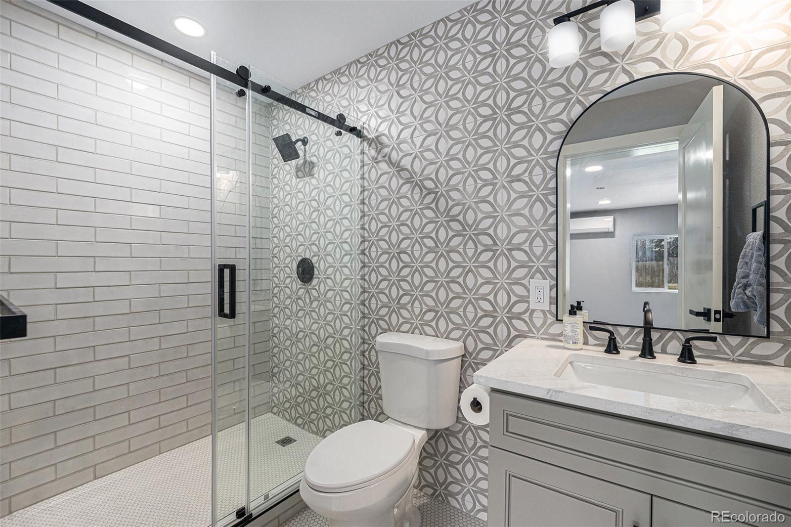 MLS Image #19 for 3440 w evans avenue,denver, Colorado
