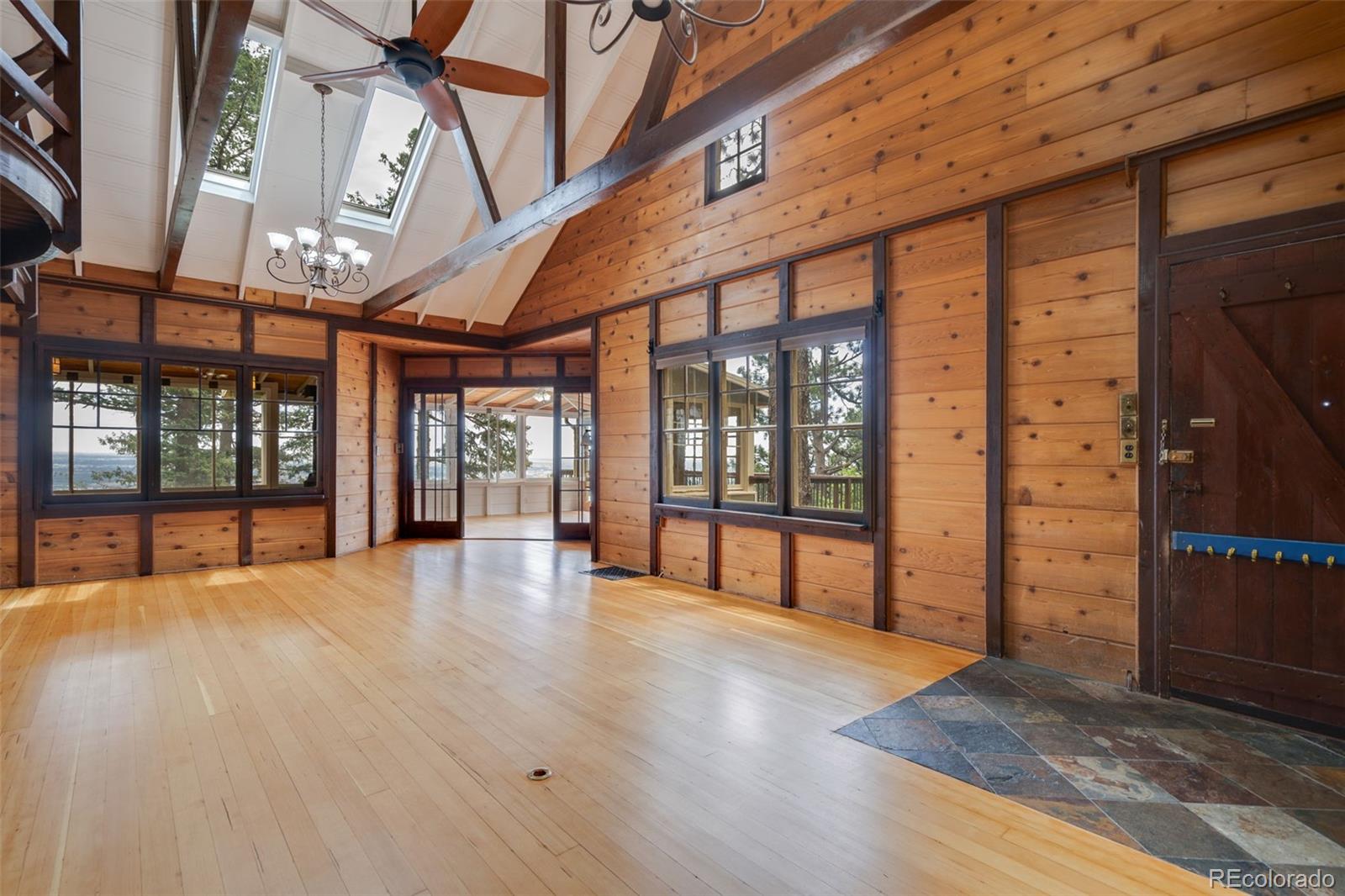 MLS Image #10 for 3795  overlook road,colorado springs, Colorado