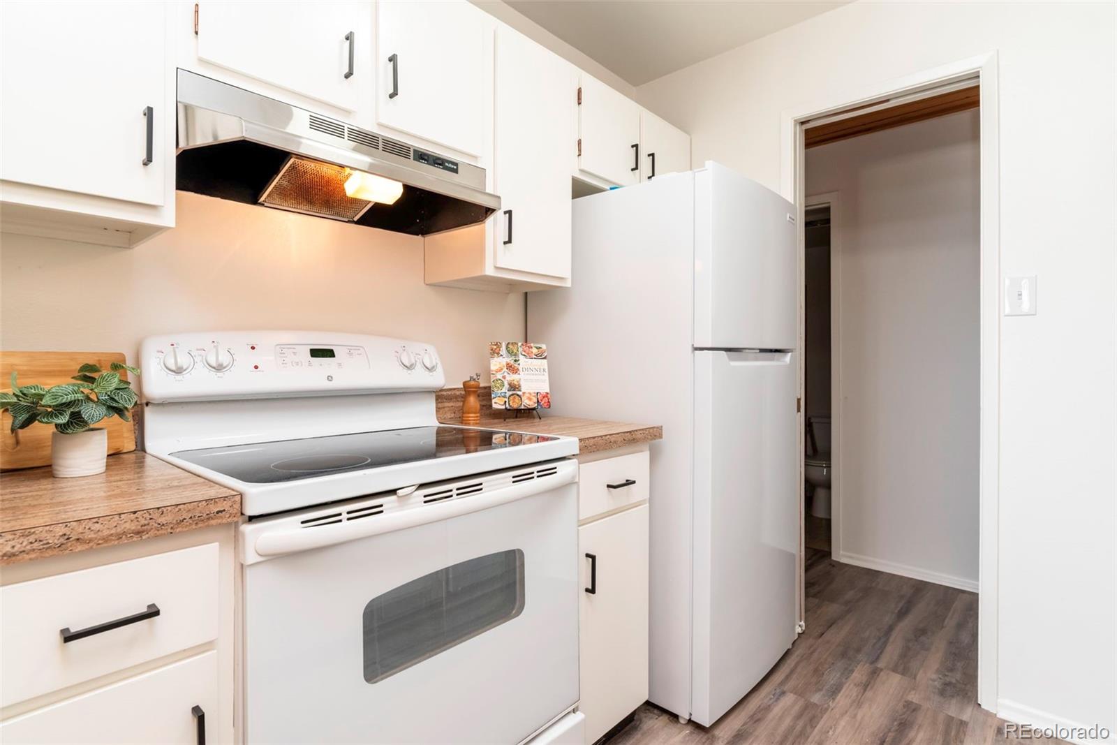 MLS Image #12 for 850  20th street,boulder, Colorado