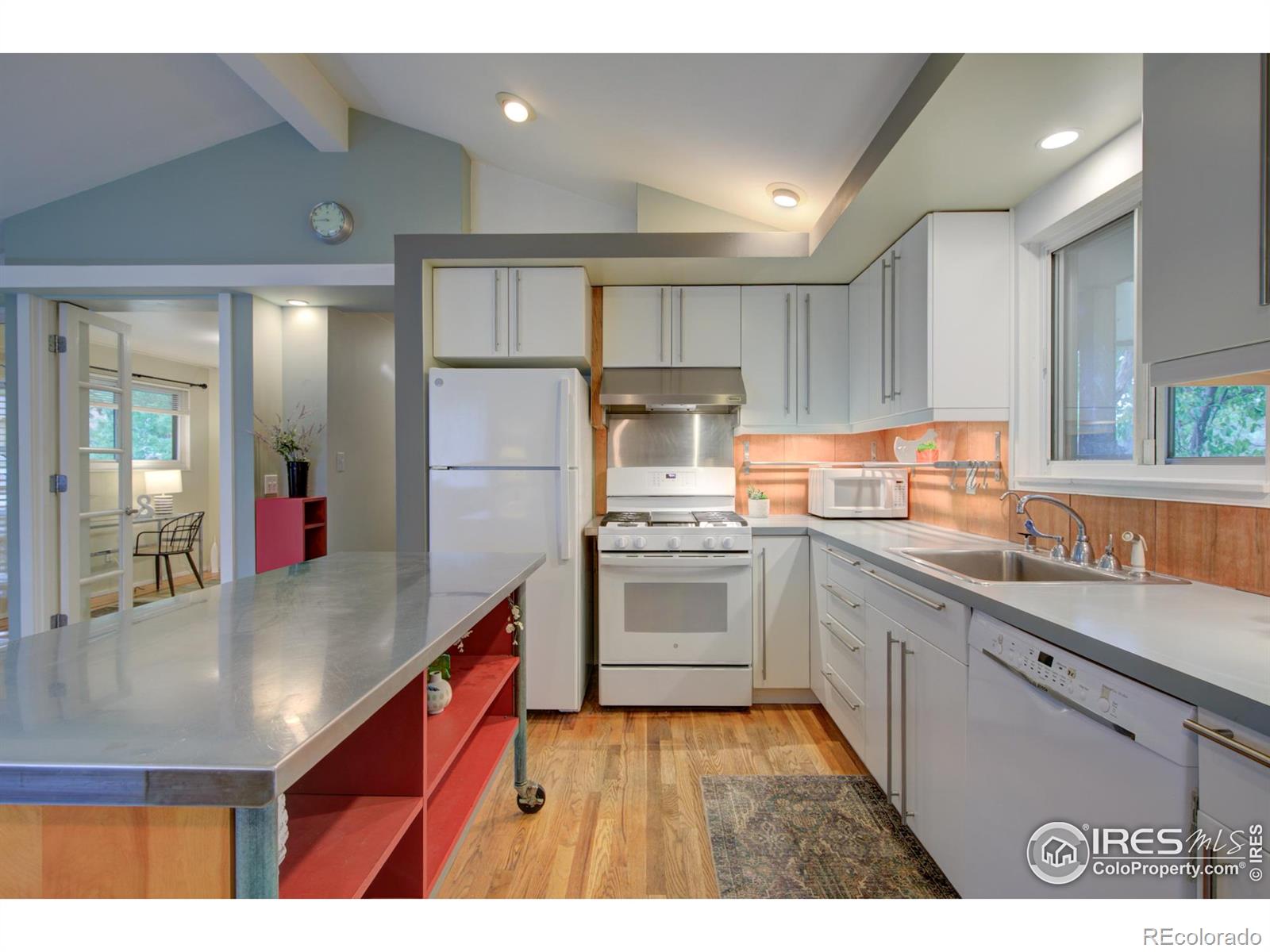 MLS Image #11 for 1110  hartford drive,boulder, Colorado