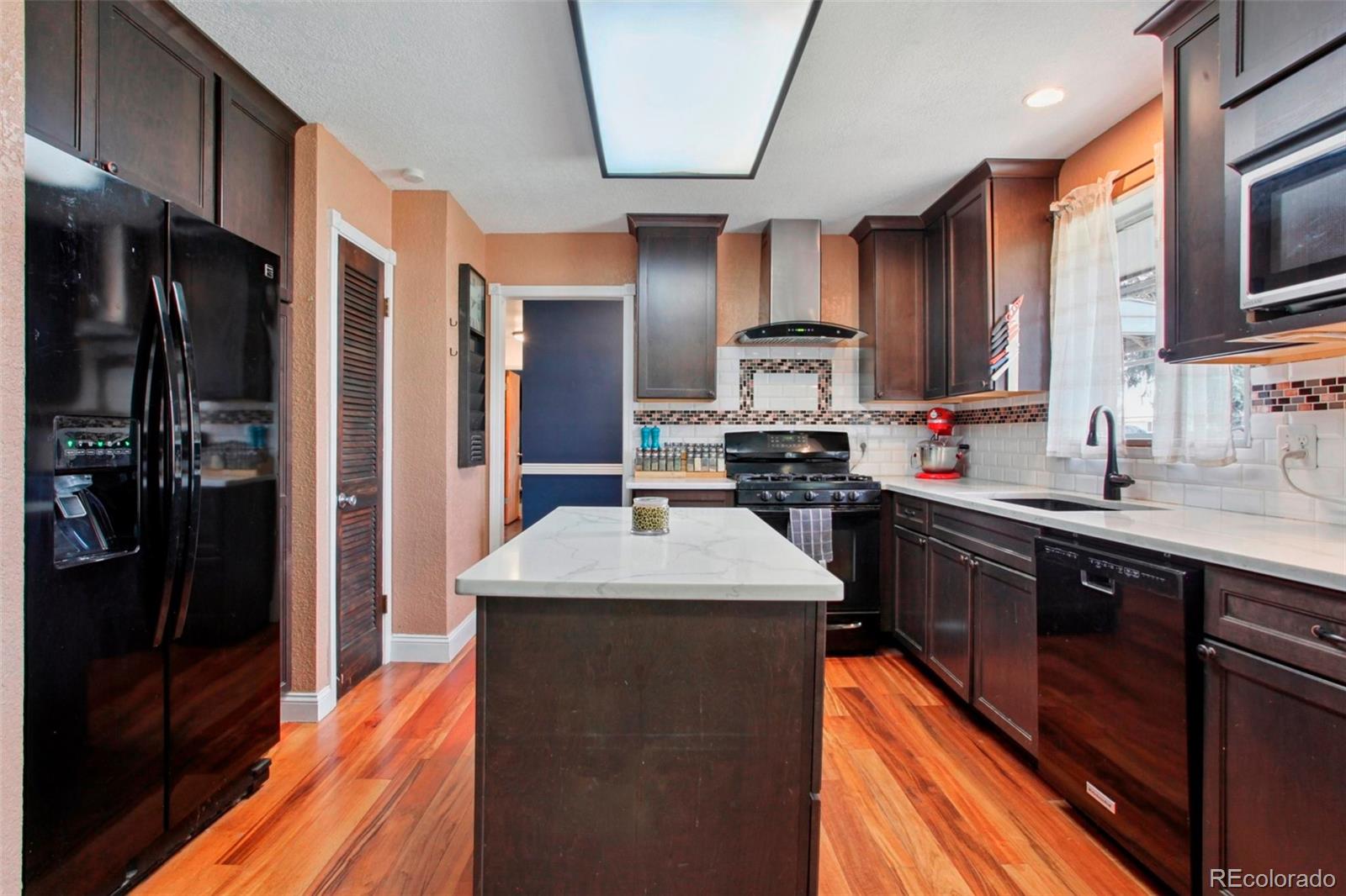 MLS Image #15 for 8780  essex street,denver, Colorado