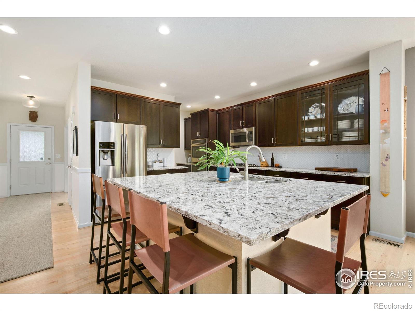 MLS Image #12 for 3914  oak shadow way,fort collins, Colorado