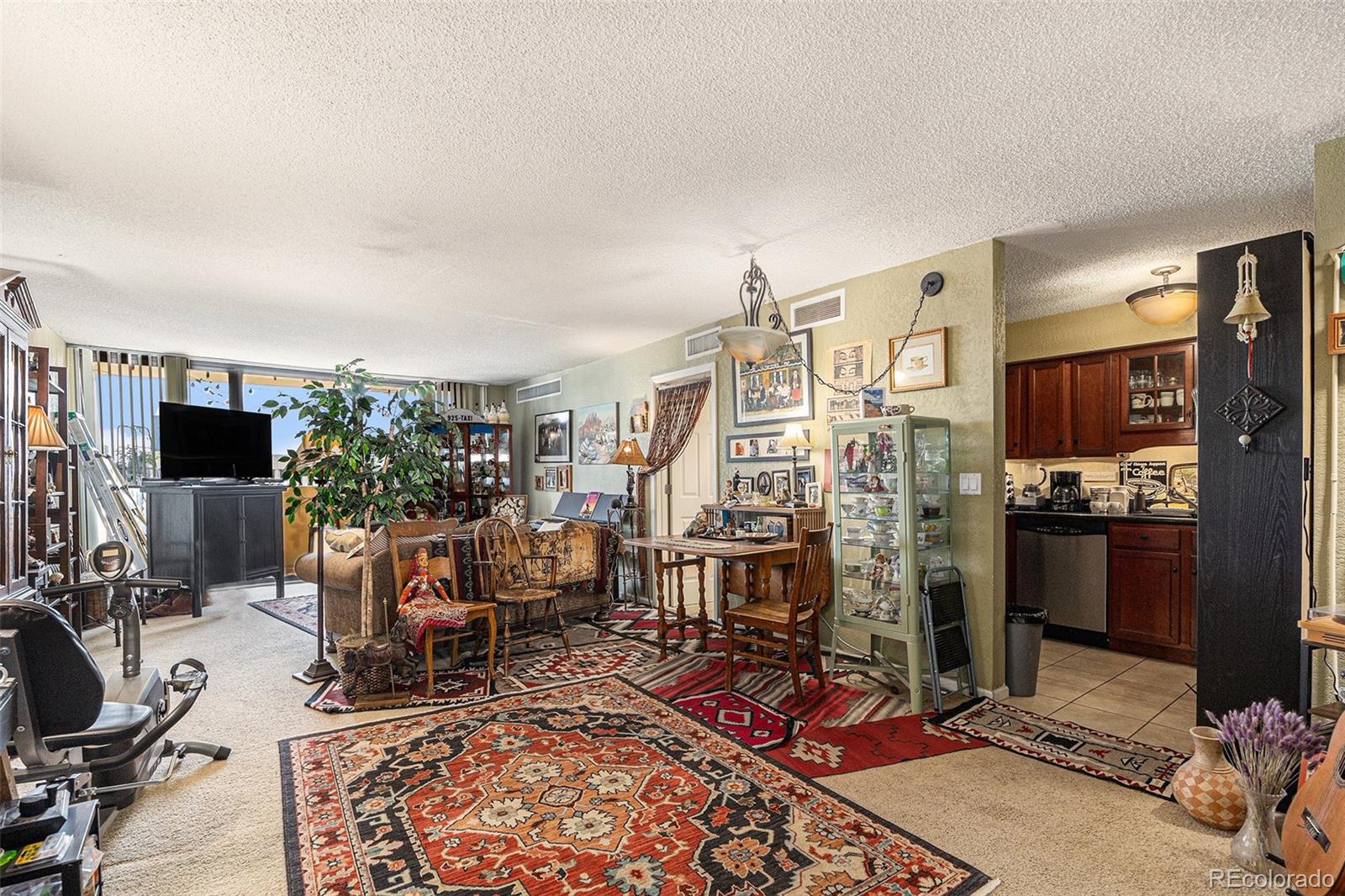 MLS Image #5 for 1020  15th street,denver, Colorado