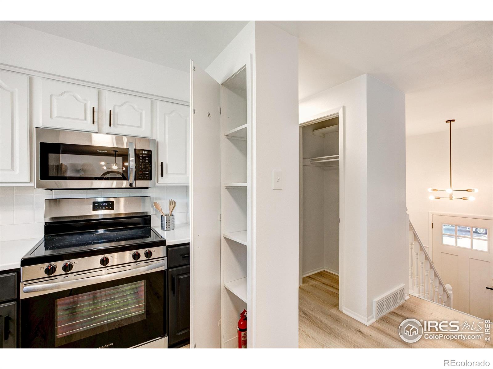 MLS Image #11 for 12802 e nevada circle,aurora, Colorado