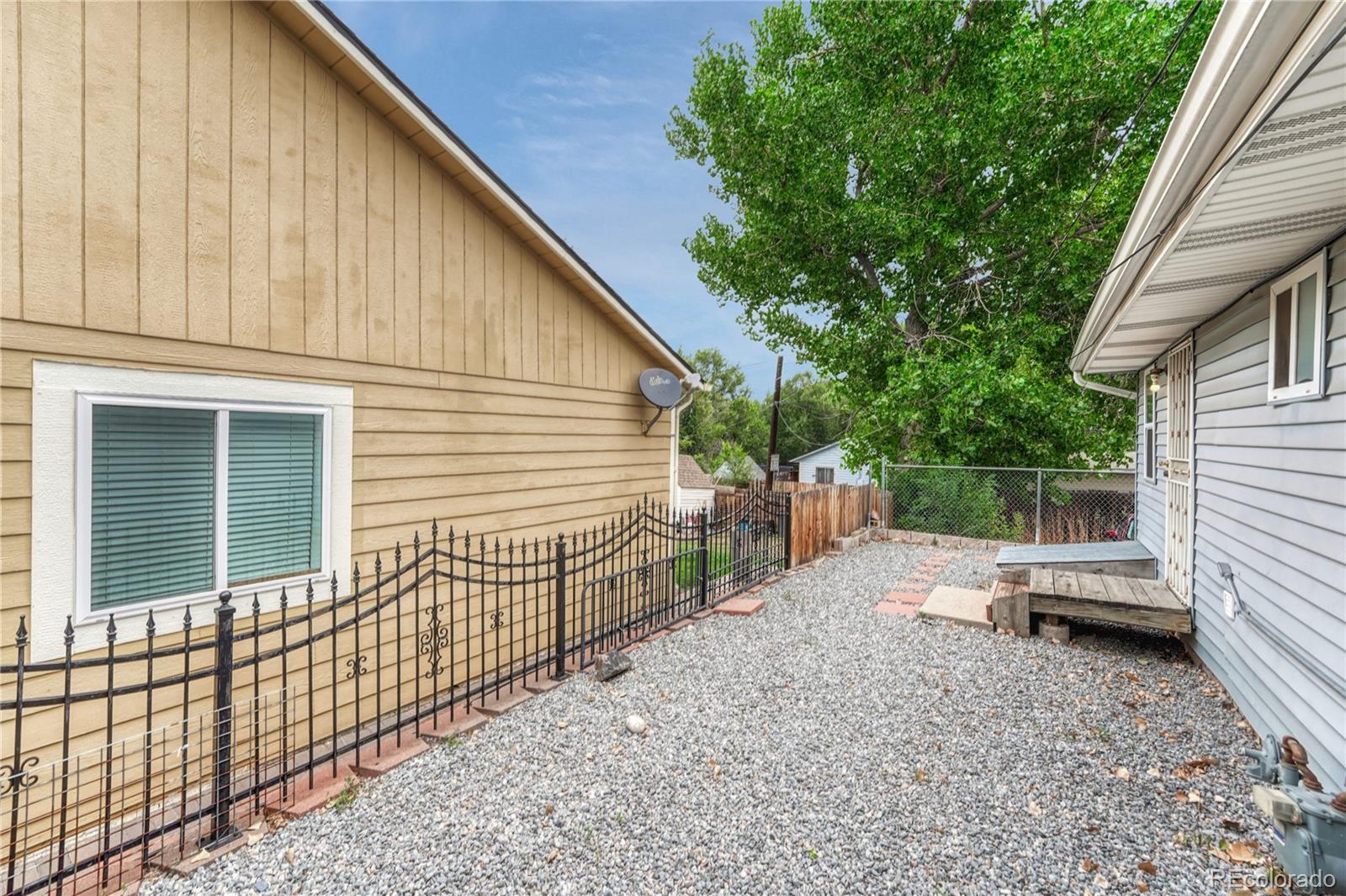 MLS Image #23 for 1158 s navajo street,denver, Colorado