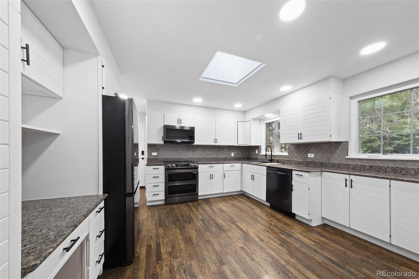 MLS Image #16 for 2495 n raleigh street,denver, Colorado