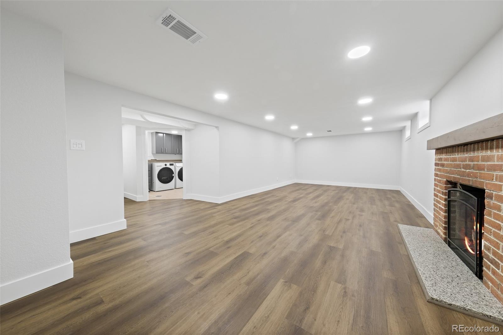 MLS Image #35 for 2495 n raleigh street,denver, Colorado