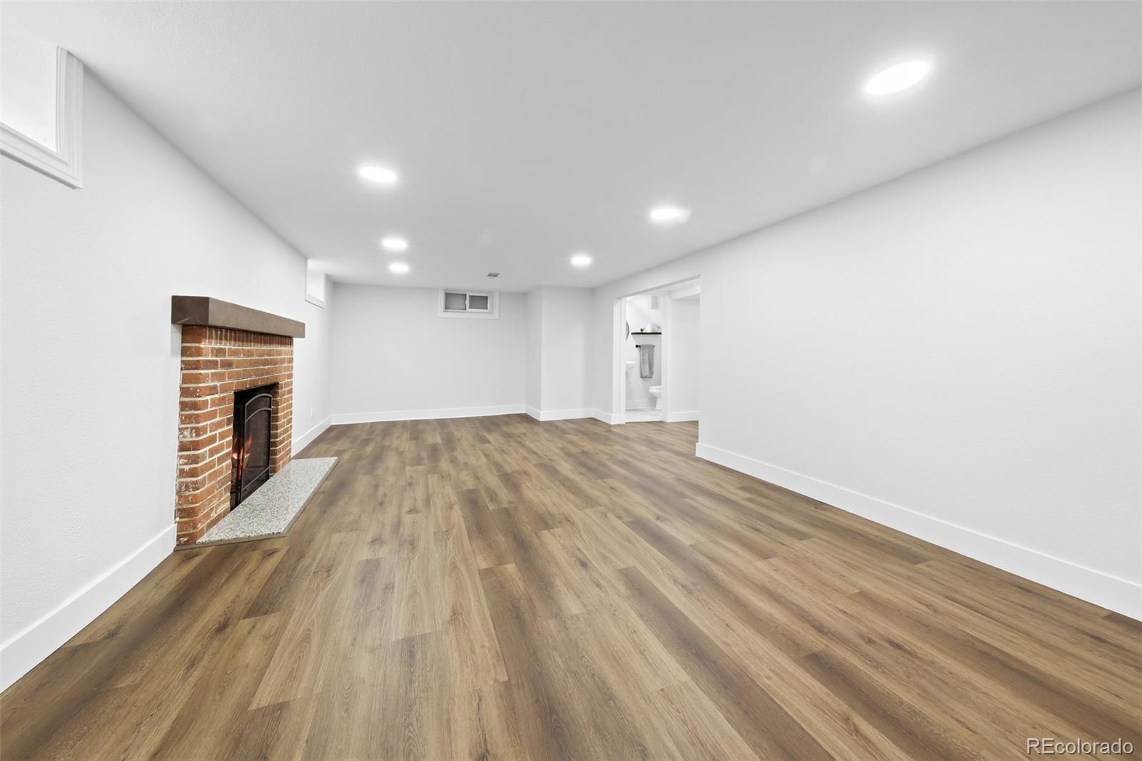 MLS Image #36 for 2495 n raleigh street,denver, Colorado
