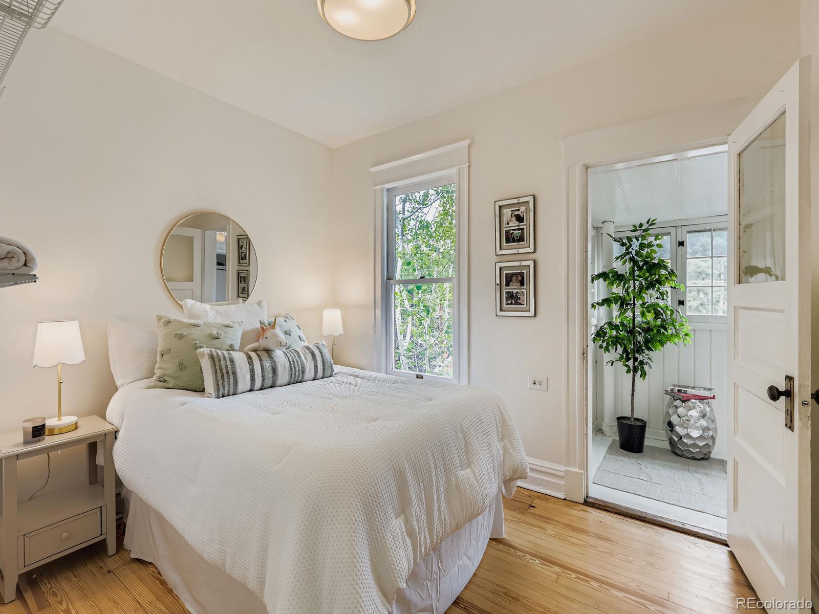 MLS Image #20 for 1548  cook street,denver, Colorado