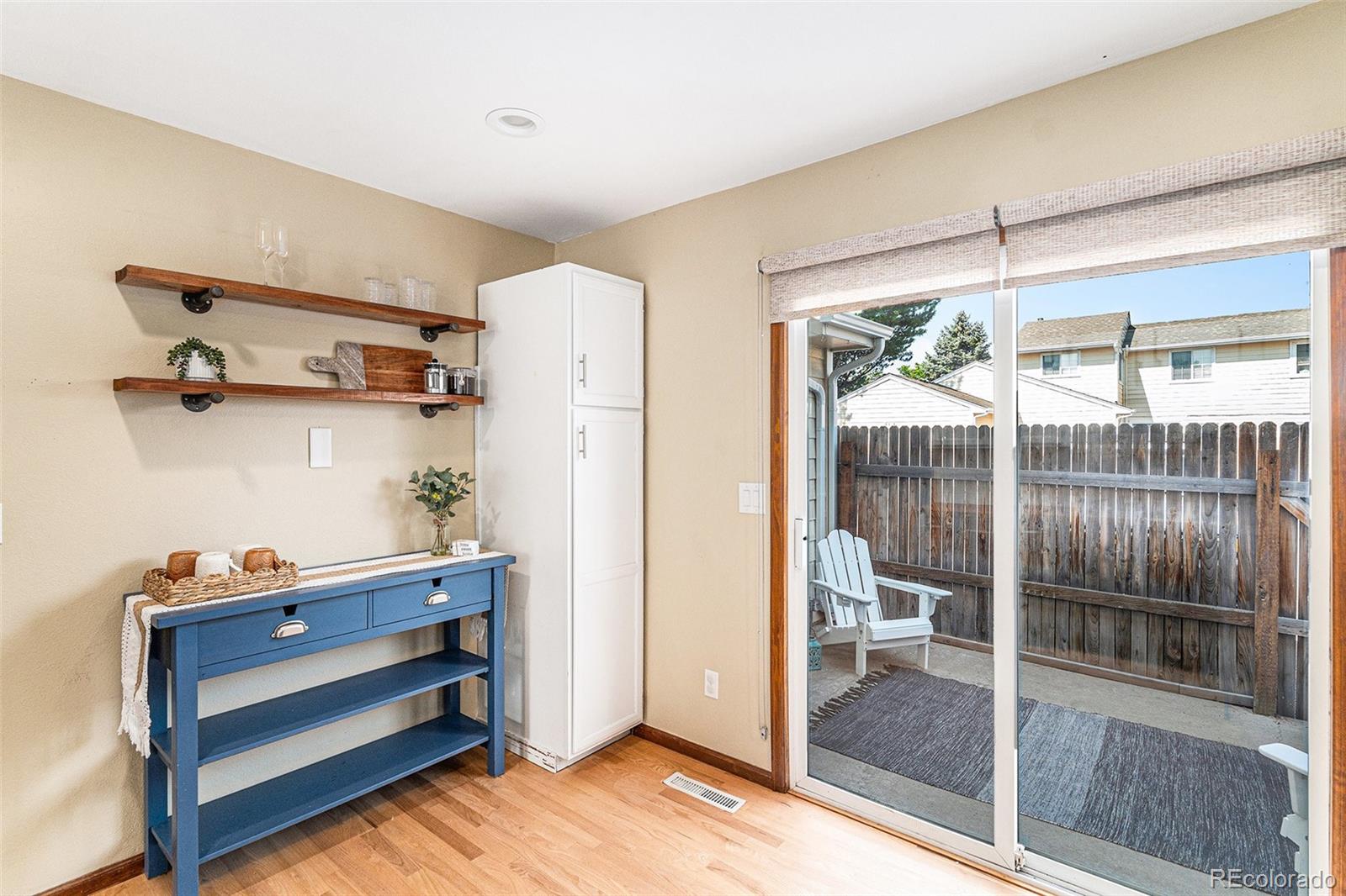 MLS Image #11 for 8304 s upham way,littleton, Colorado