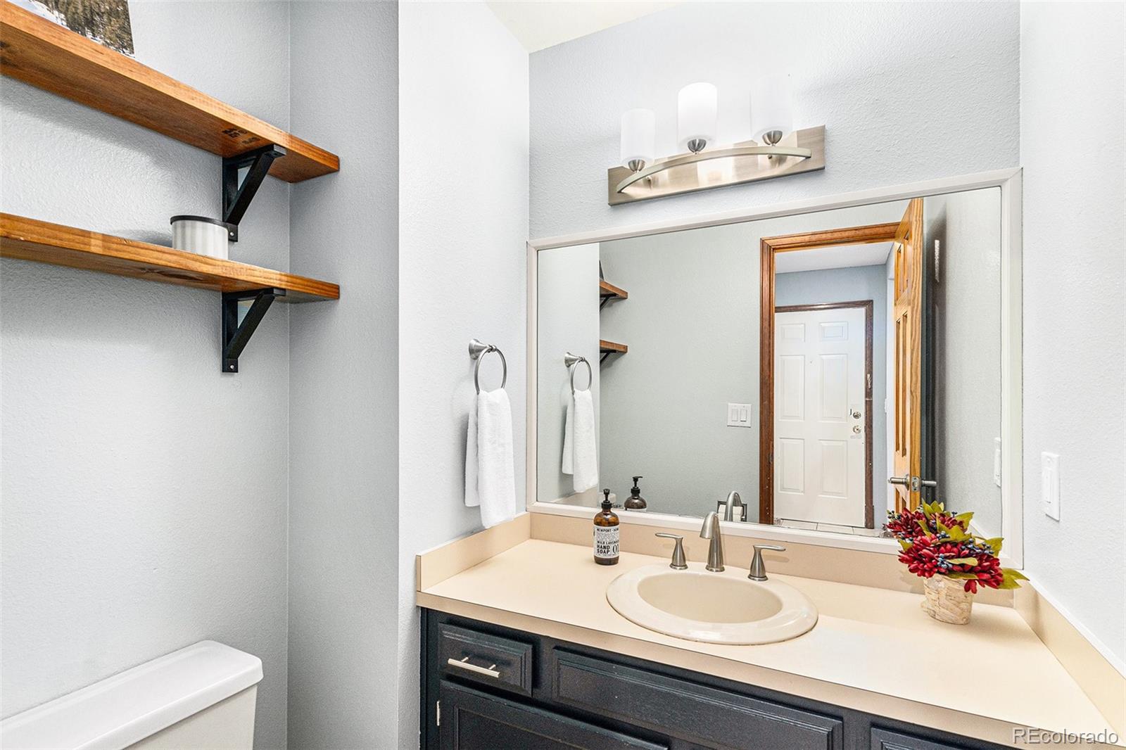 MLS Image #14 for 8304 s upham way,littleton, Colorado