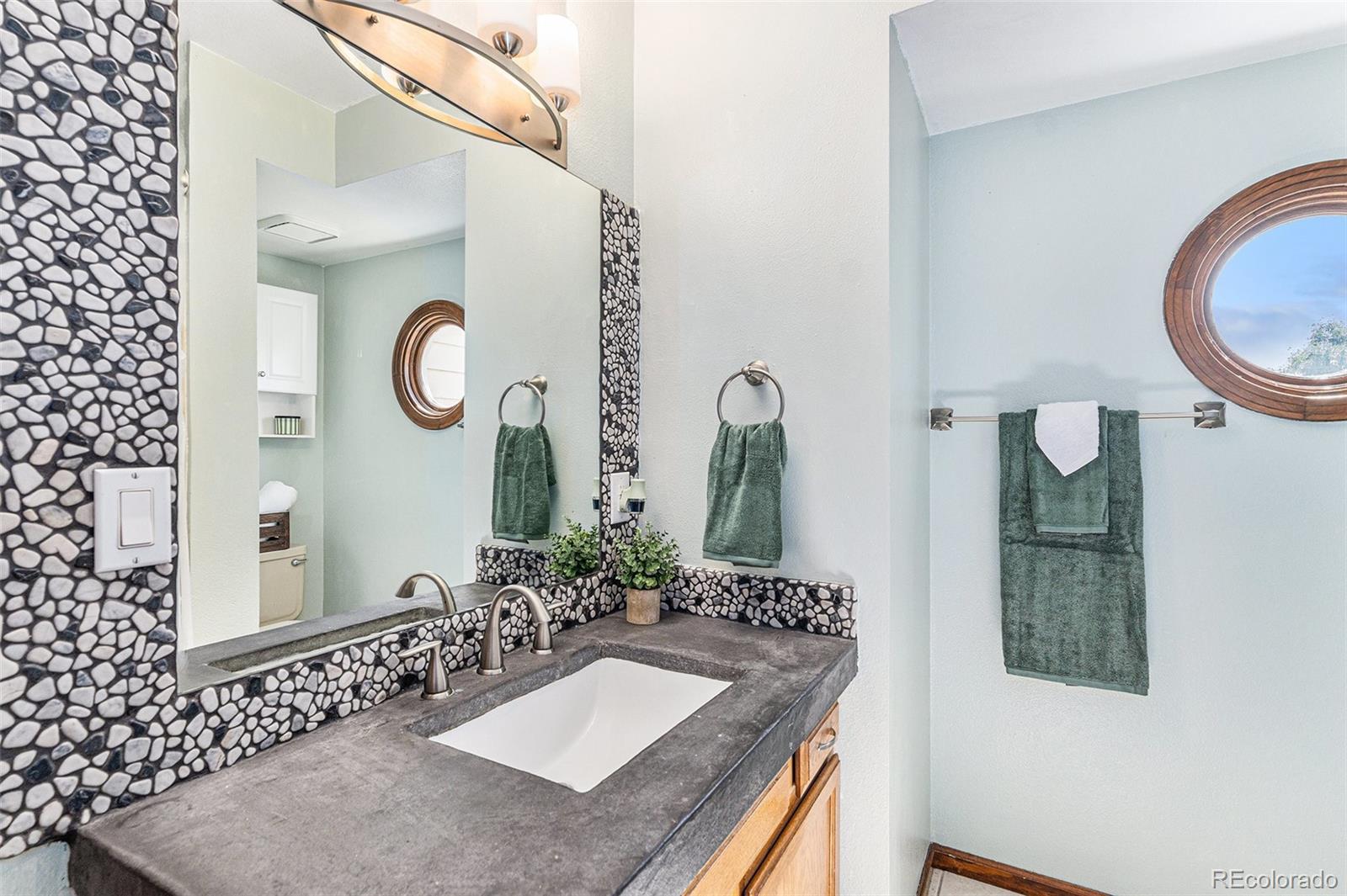 MLS Image #18 for 8304 s upham way,littleton, Colorado