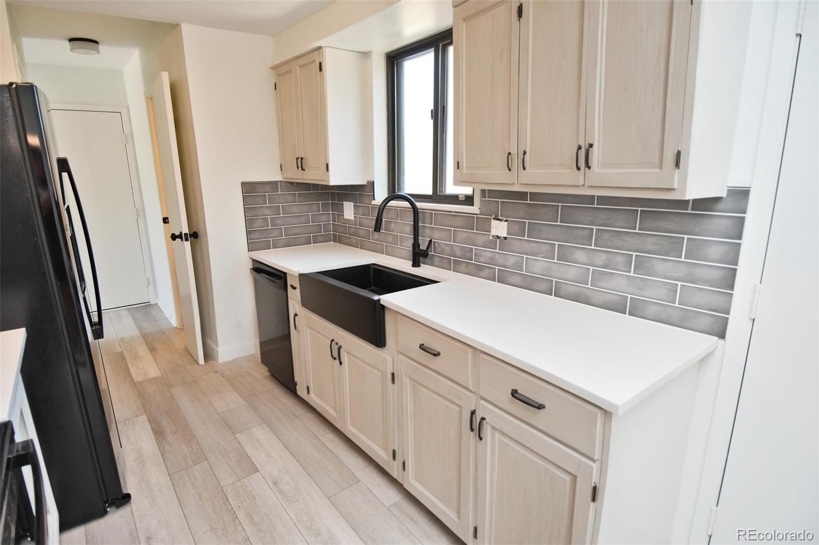 MLS Image #10 for 17055 e milan circle,aurora, Colorado
