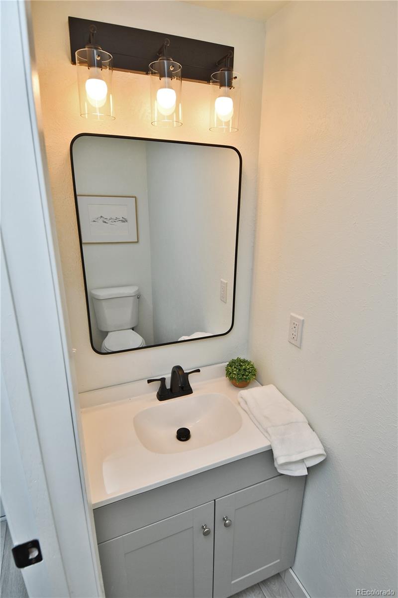 MLS Image #11 for 17055 e milan circle,aurora, Colorado