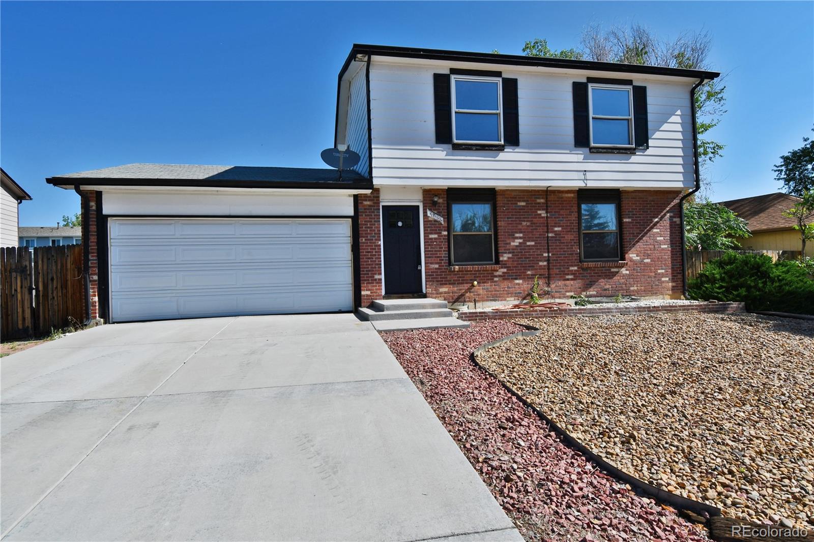 MLS Image #2 for 17055 e milan circle,aurora, Colorado
