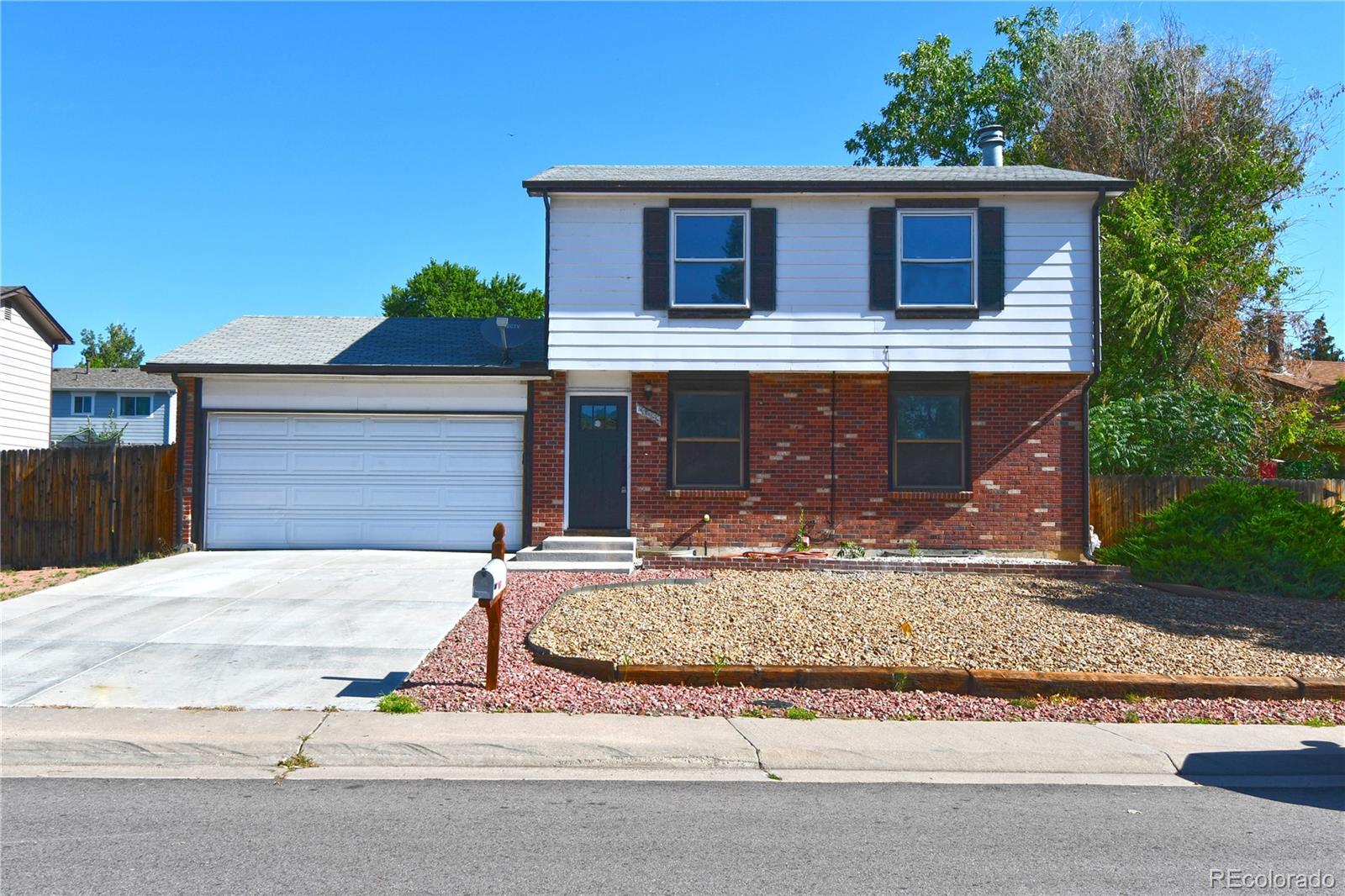 MLS Image #3 for 17055 e milan circle,aurora, Colorado