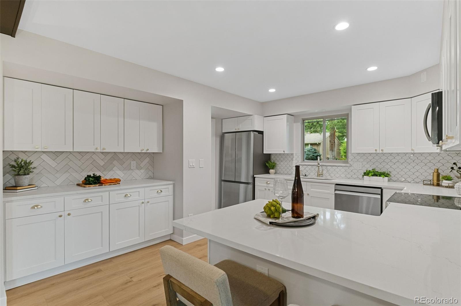 MLS Image #10 for 6475 s arapahoe way,littleton, Colorado