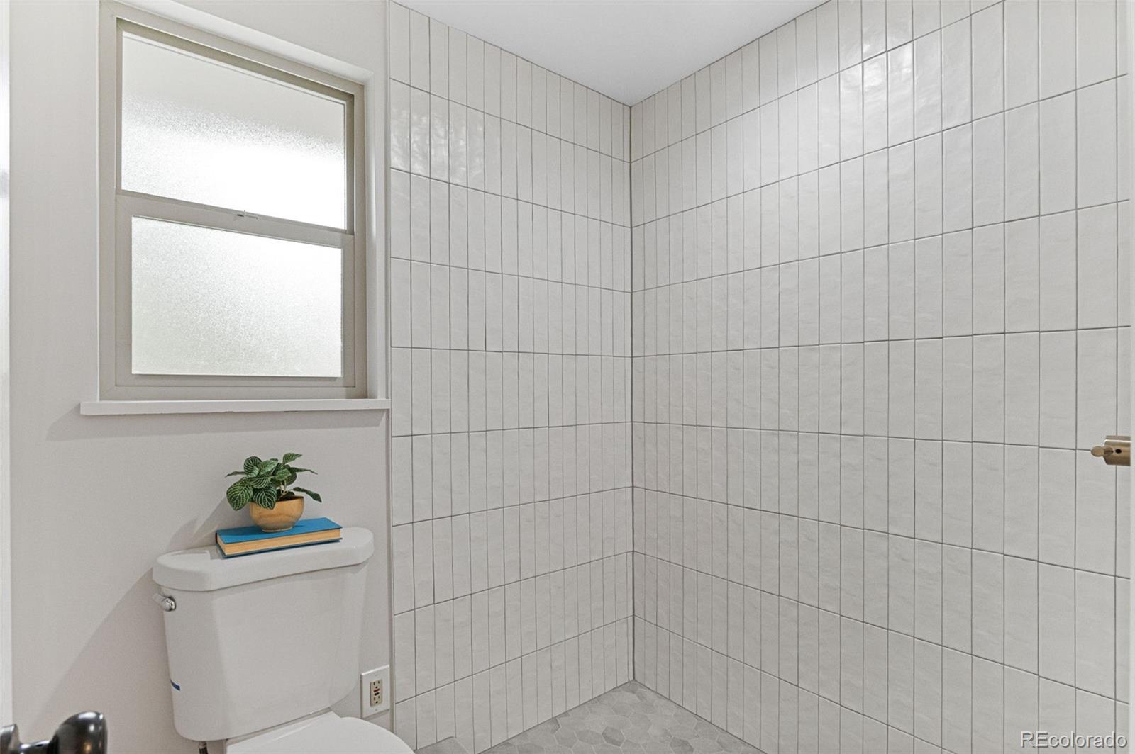MLS Image #25 for 6475 s arapahoe way,littleton, Colorado