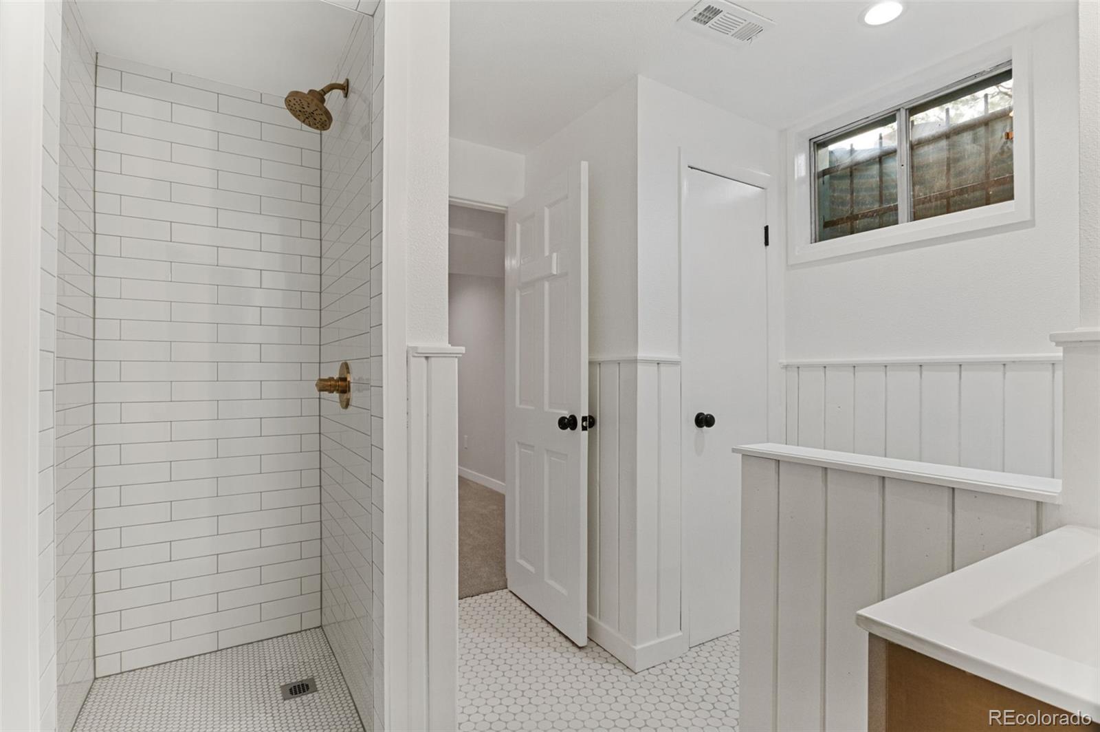 MLS Image #34 for 6475 s arapahoe way,littleton, Colorado