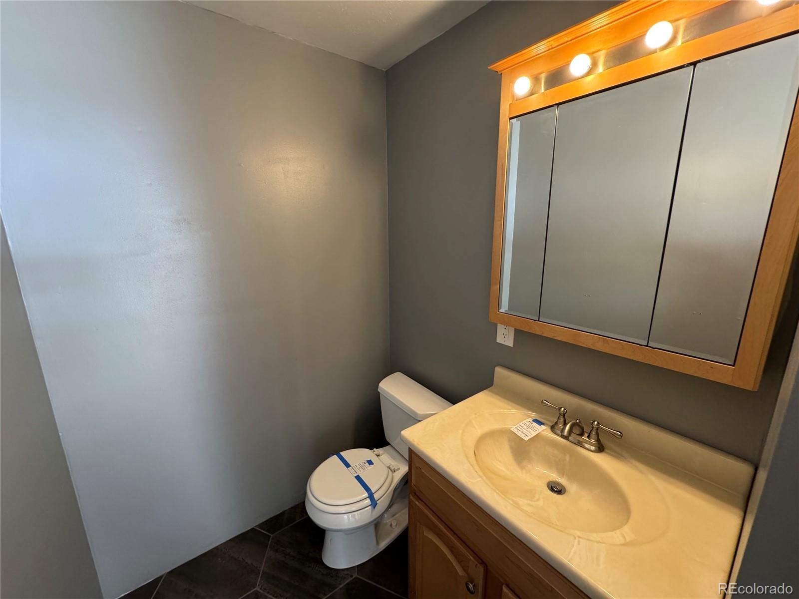 MLS Image #10 for 9356 w utah place,lakewood, Colorado