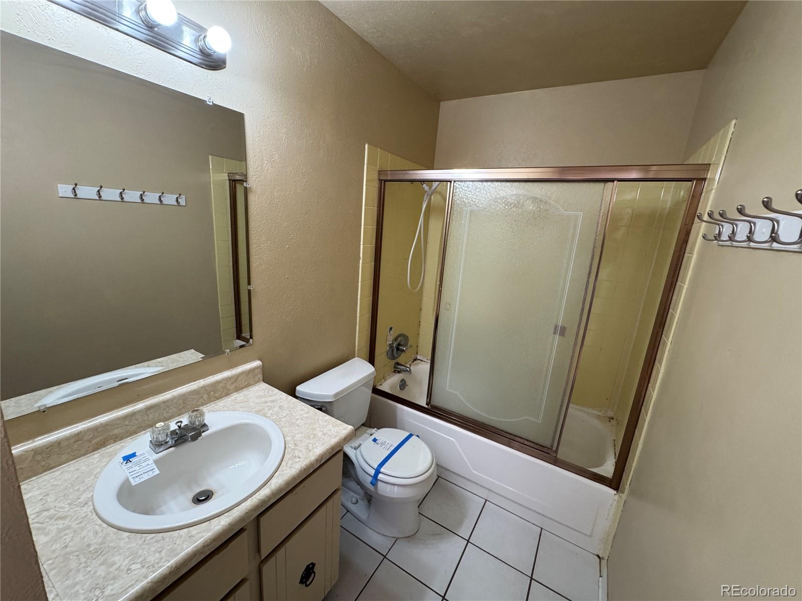 MLS Image #7 for 9356 w utah place,lakewood, Colorado