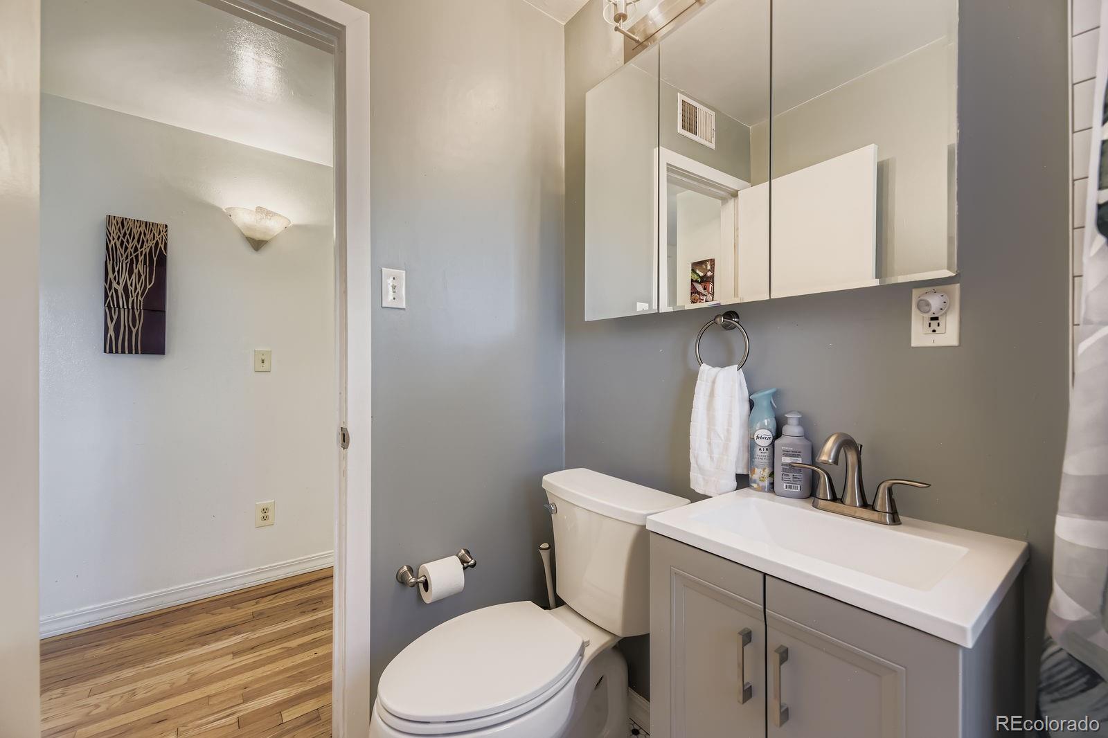 MLS Image #19 for 1827 s newton street,denver, Colorado