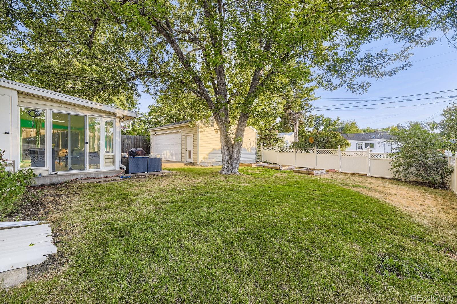 MLS Image #23 for 1827 s newton street,denver, Colorado
