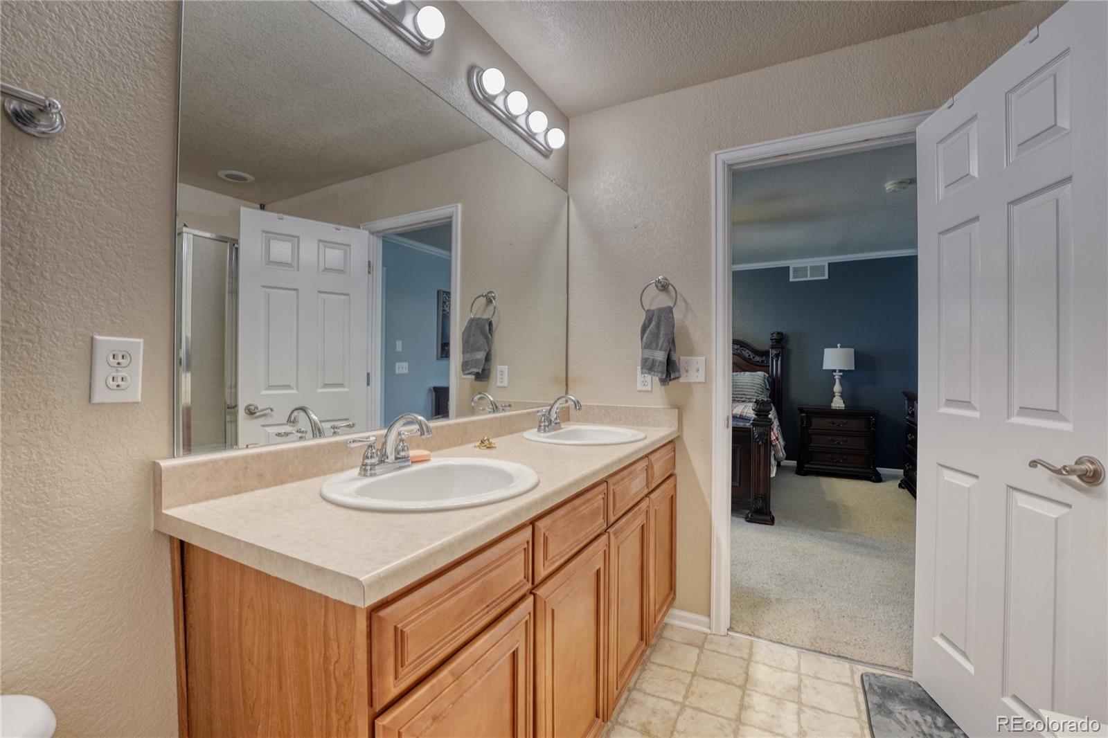 MLS Image #20 for 24802 e hoover place,aurora, Colorado