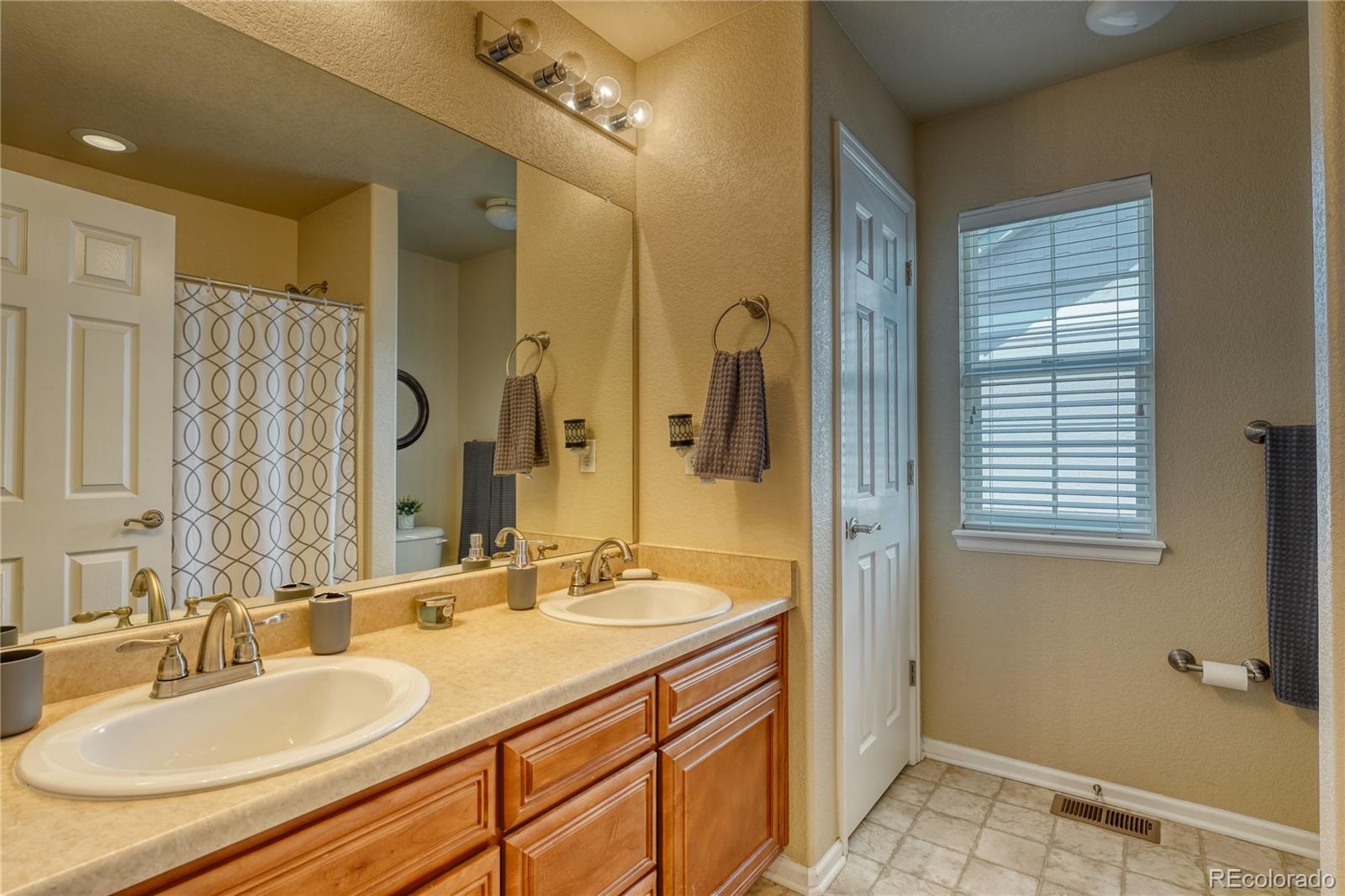 MLS Image #24 for 24802 e hoover place,aurora, Colorado