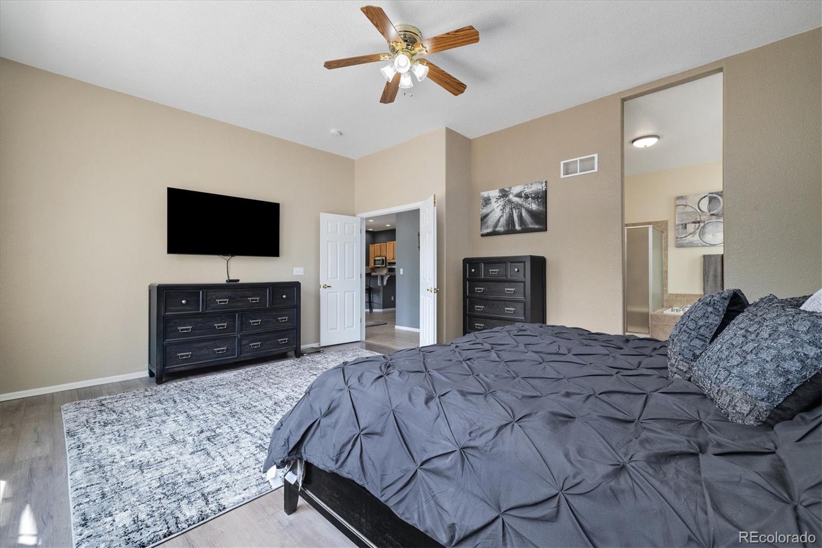 MLS Image #15 for 1560 s goldbug circle,aurora, Colorado